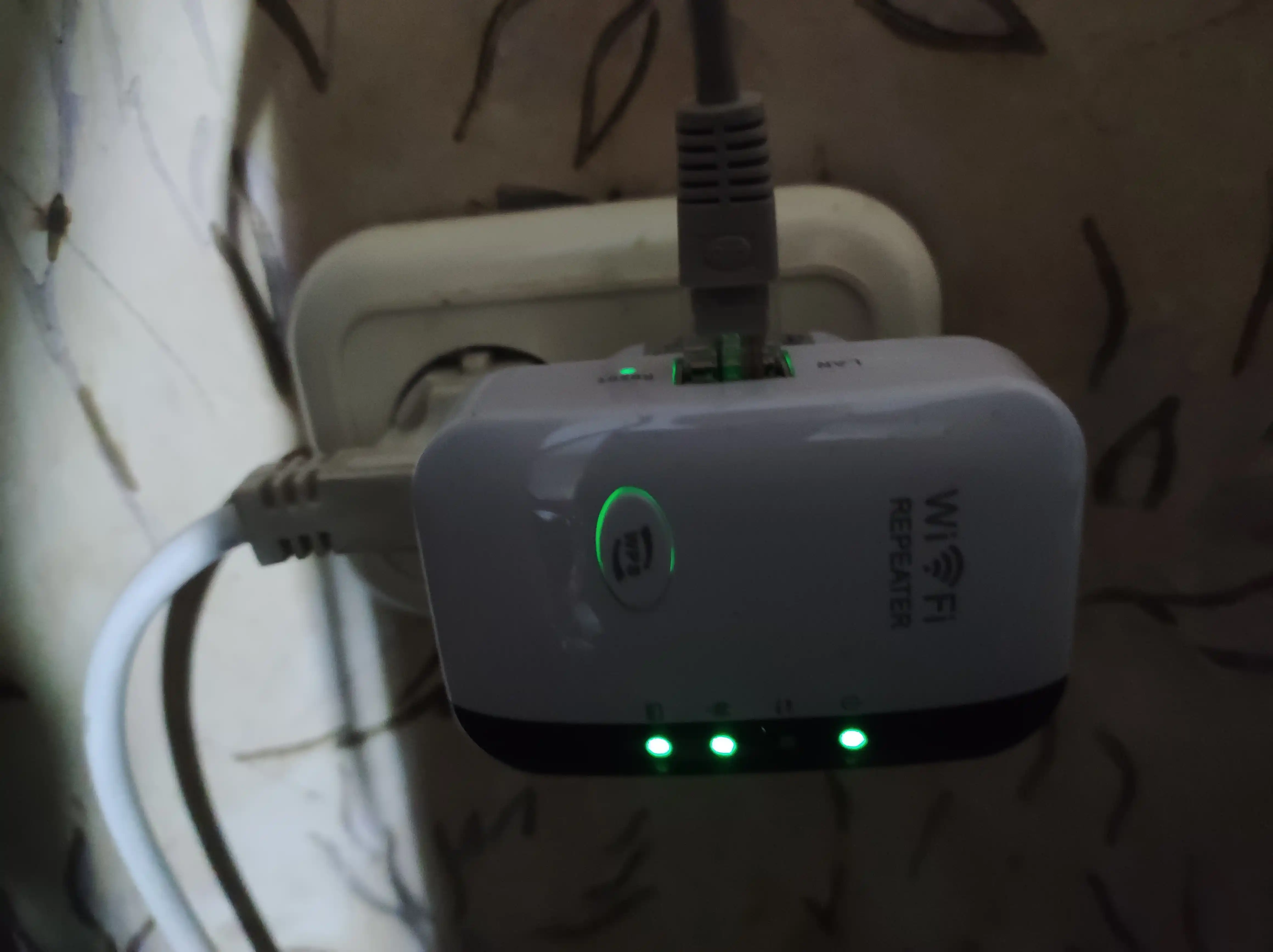 Simsiz Wi-Fi, signal kuchaytirgichi, repiter