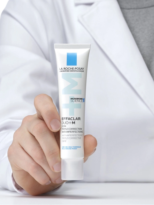 Uch marta tuzatuvchi krem jeli, la ROCHE-POSAY EFFACLAR DUO + M, nomukammallikka qarshi, 40 ml