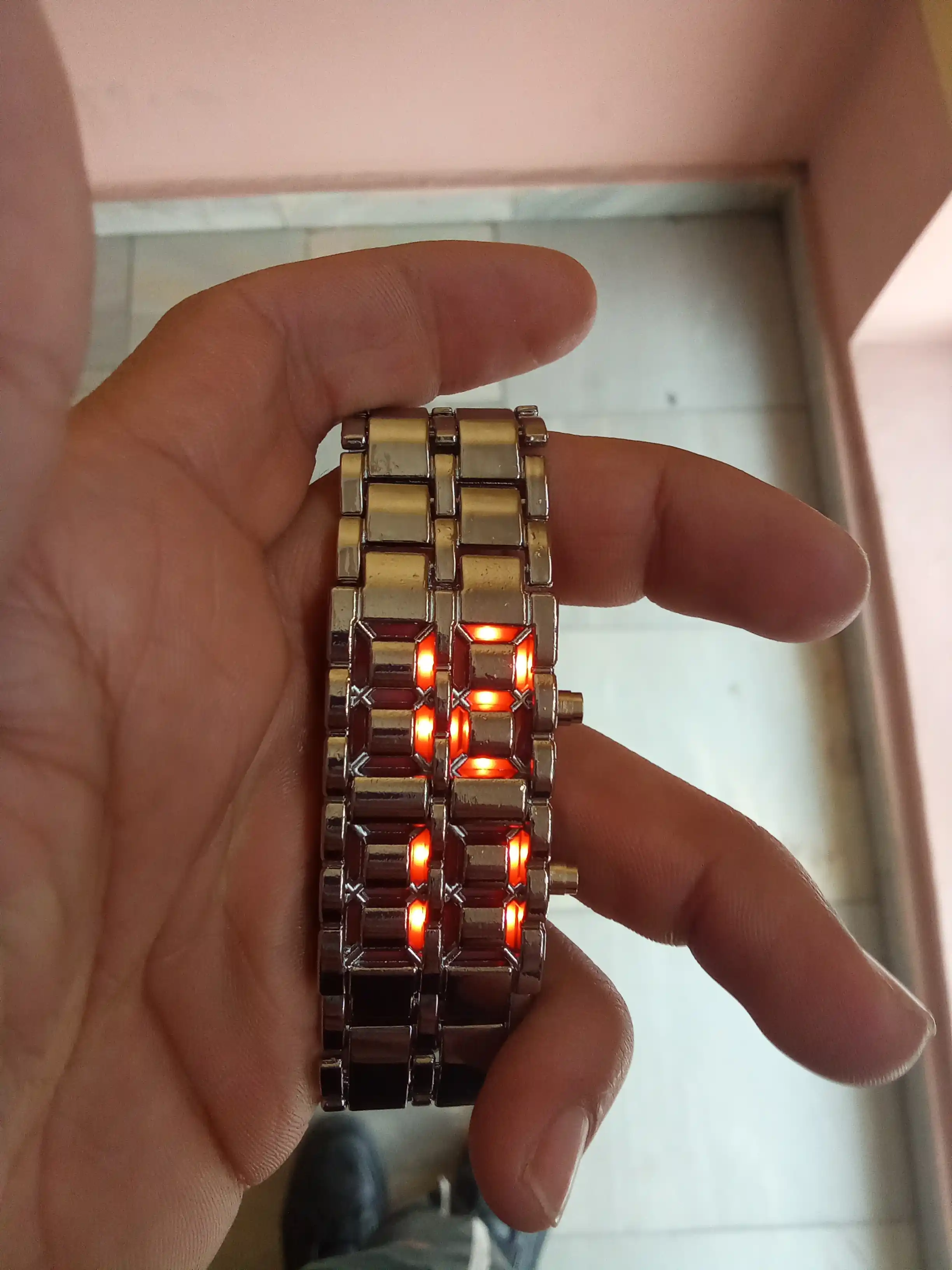 Часы браслет мужские, наручные, электронные с LED дисплеем