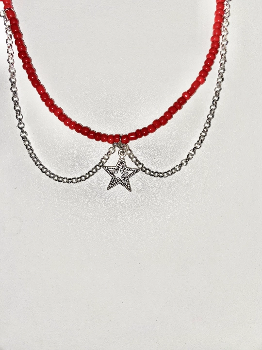 Biser va marvaridlardan yasalgan choker bo'yin zanjiri, marjonli bo'yin bezagi