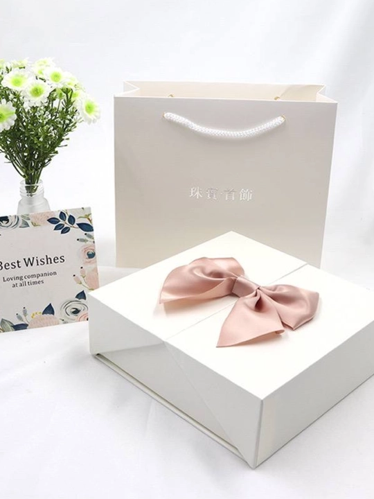 Bayramlar va tug'ilgan kunlar uchun zargarlik buyumlari qutisi, sovg'a qutilari