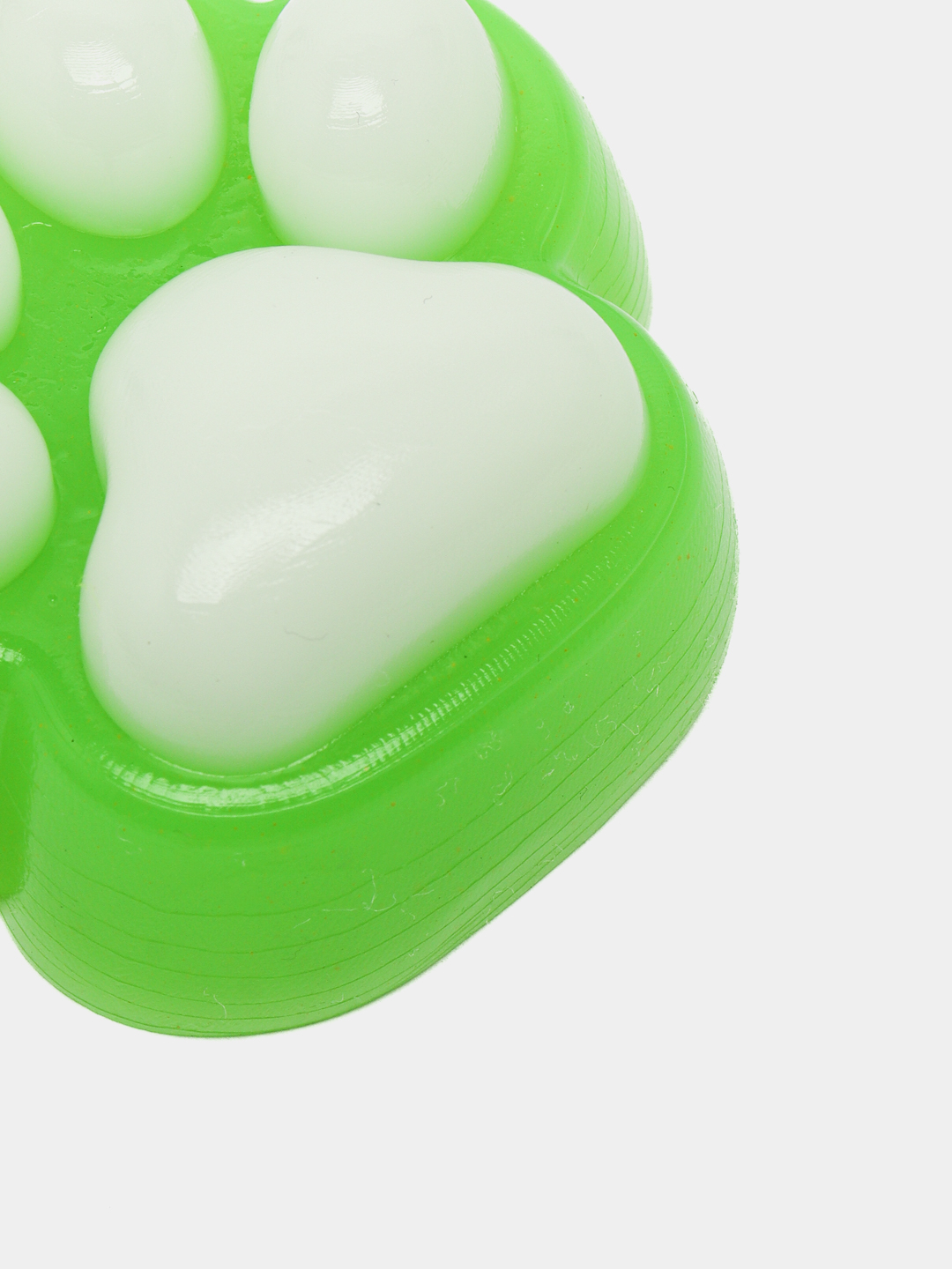 Mushuk suratida sovun Bokira qizning pornosini buzish