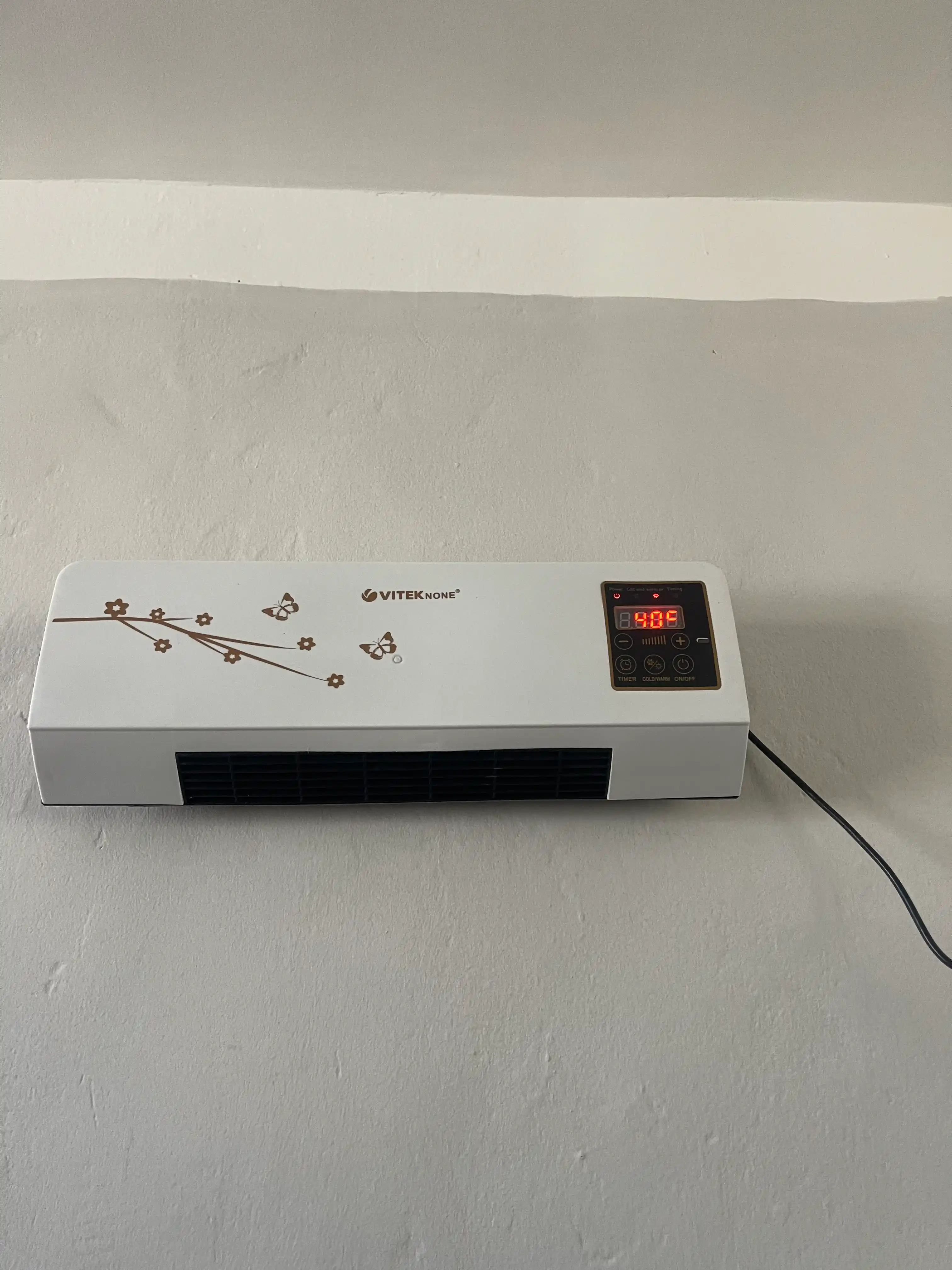 Devorga o'rnatiladigan elektr isitgich 1800 Vt — masofadan pult va taymerli
