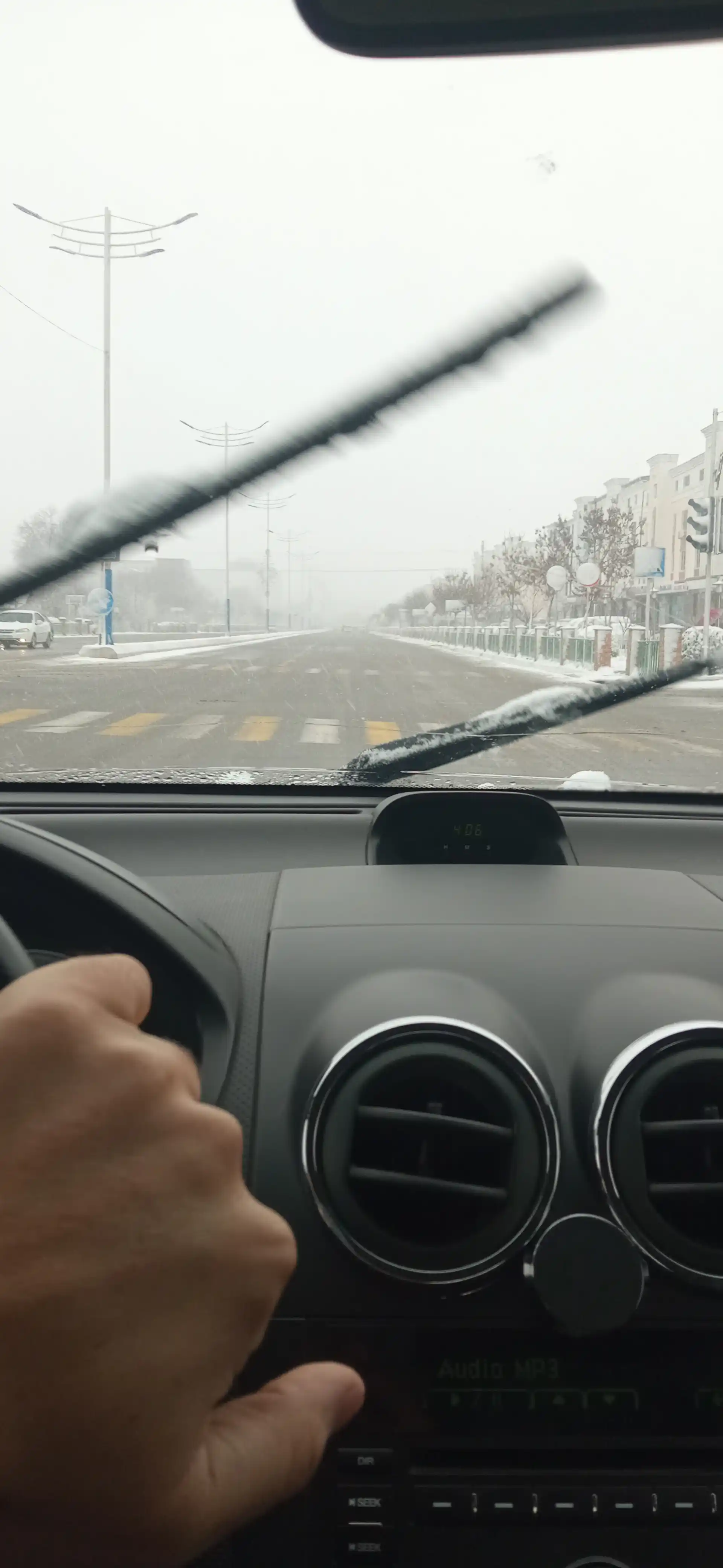Бескаркасные дворники в стиле Lexus для автомобилей Chevrolet, карбоновый, 1 шт