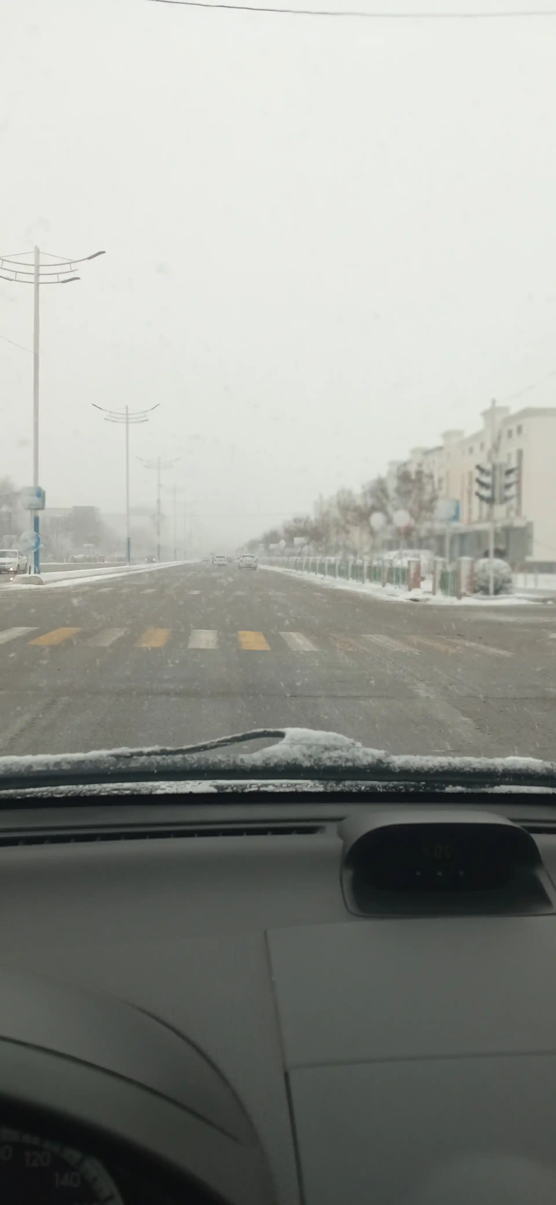 Бескаркасные дворники в стиле Lexus для автомобилей Chevrolet, карбоновый, 1 шт