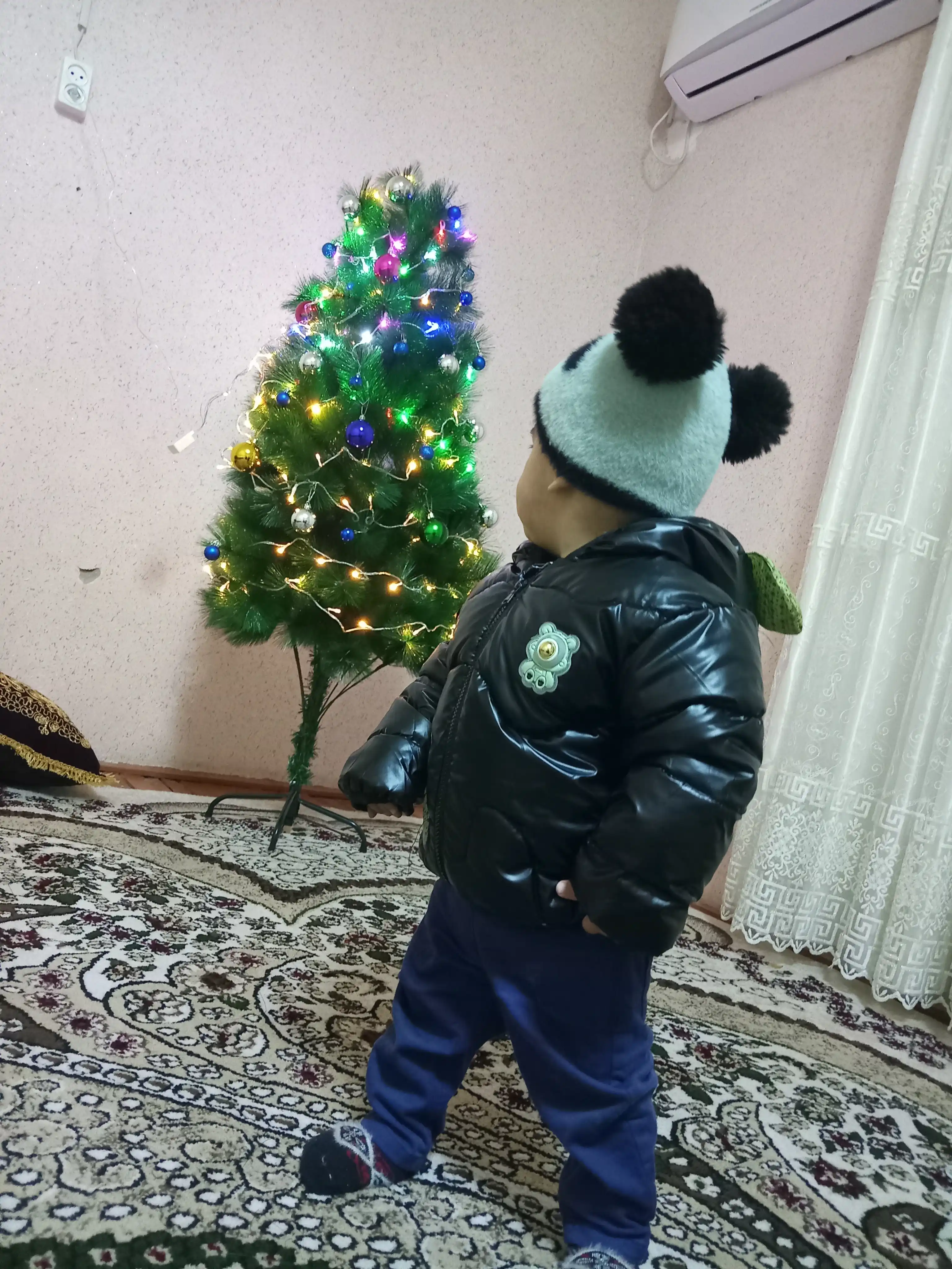 Yangi yil archasi o'yinchoqlari to'plami Qor mo'jizasi, 6-20 dona, 6 sm