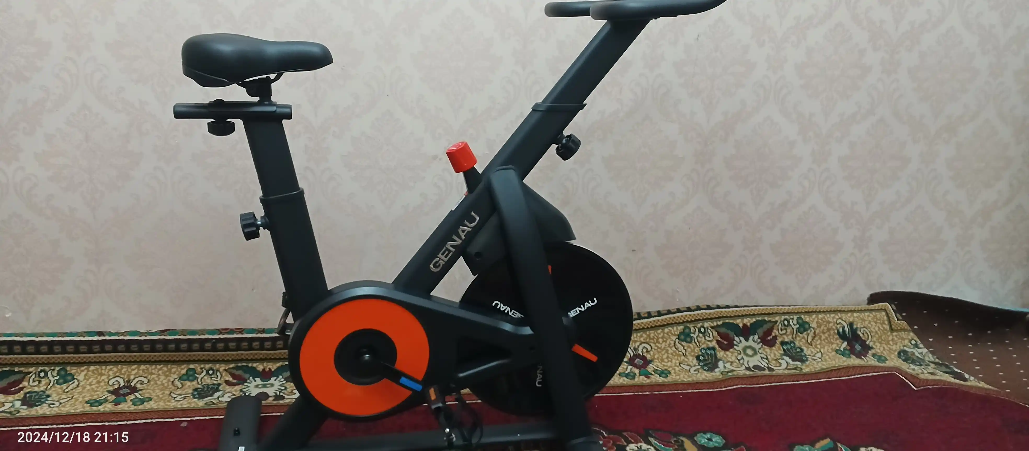 Велотренажер Genau Zest Pro C6, максимальный вес пользователя 150 кг SB1-02A