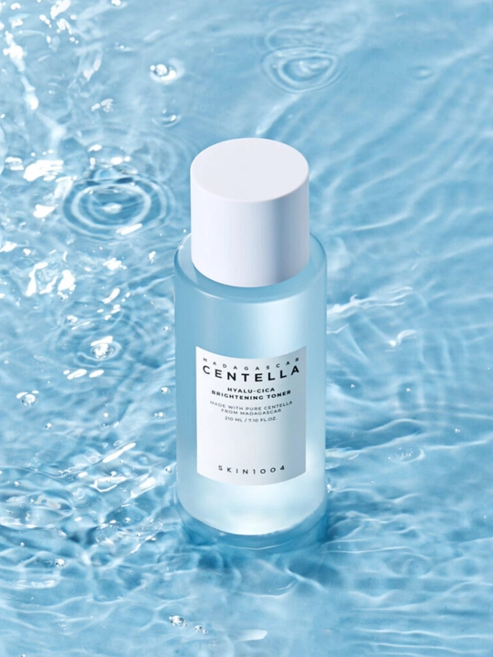 Namlantiruvchi toner, ton tekislovchi SKIN1004 Centella Hyalu-Cica, 210 ml