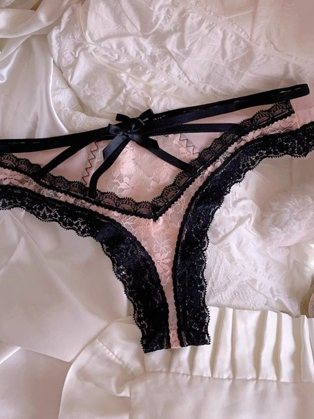 Porno anal fohishalar bir qatorda turishadi