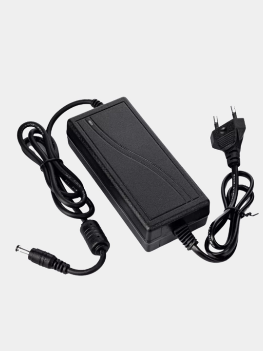Universal blok pitaniya 12V, 5A, 60W LED, kameralar va routerlar uchun, quvvat bloki