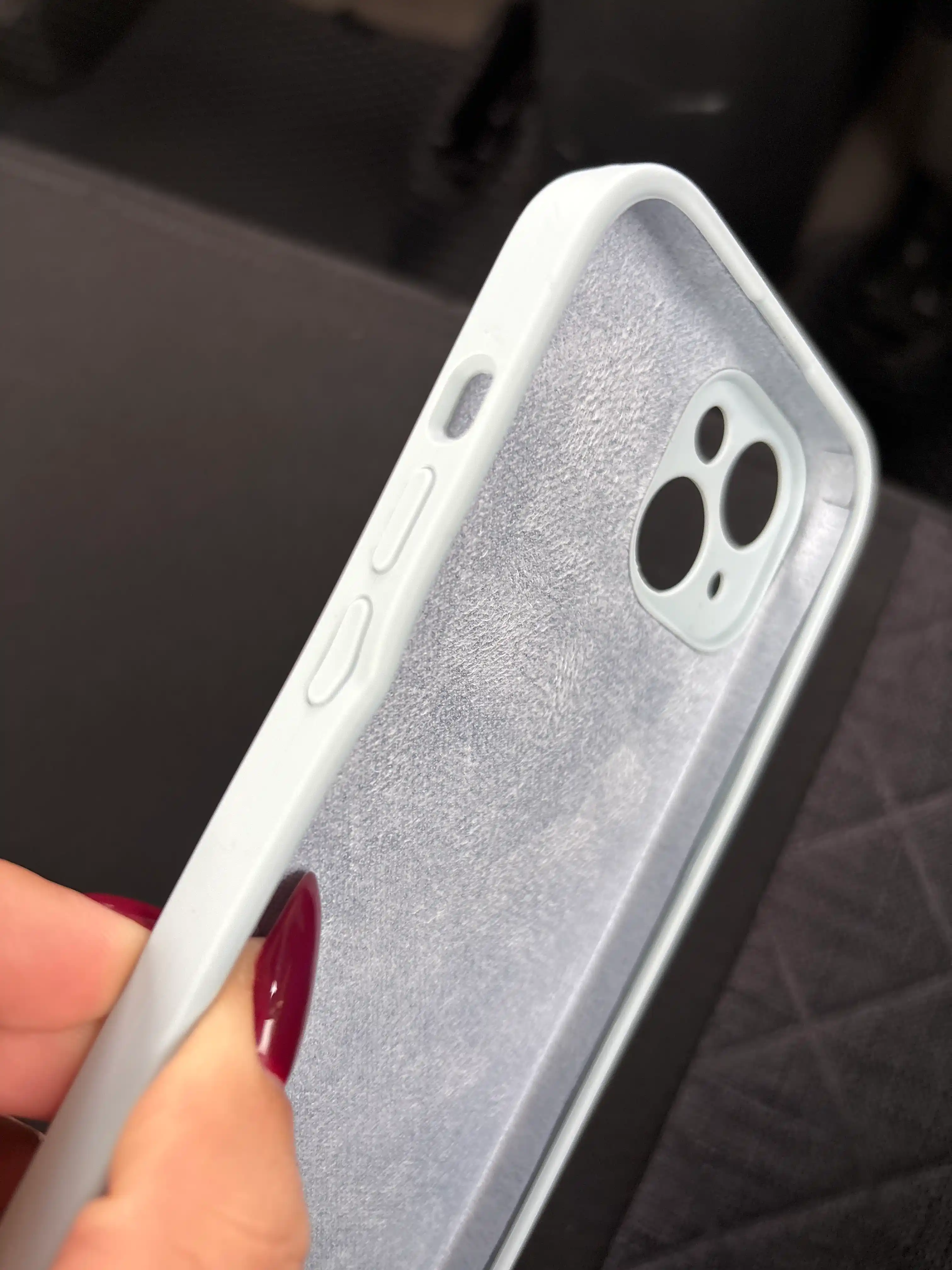 Силиконовый чехол с логотипом для iPhone 11–18 серий