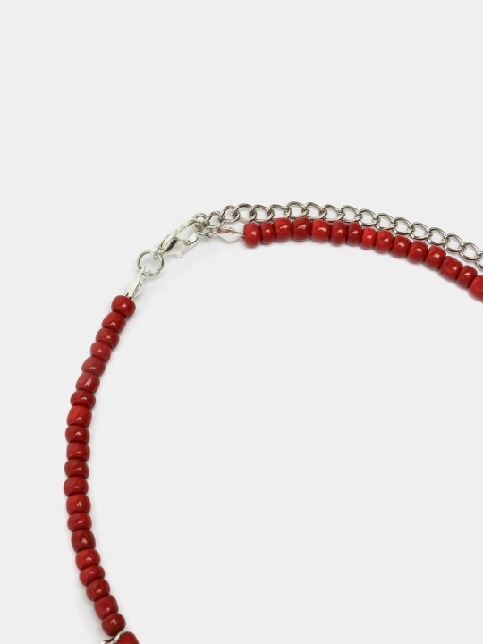 Biser va marvaridlardan yasalgan choker bo'yin zanjiri, marjonli bo'yin bezagi
