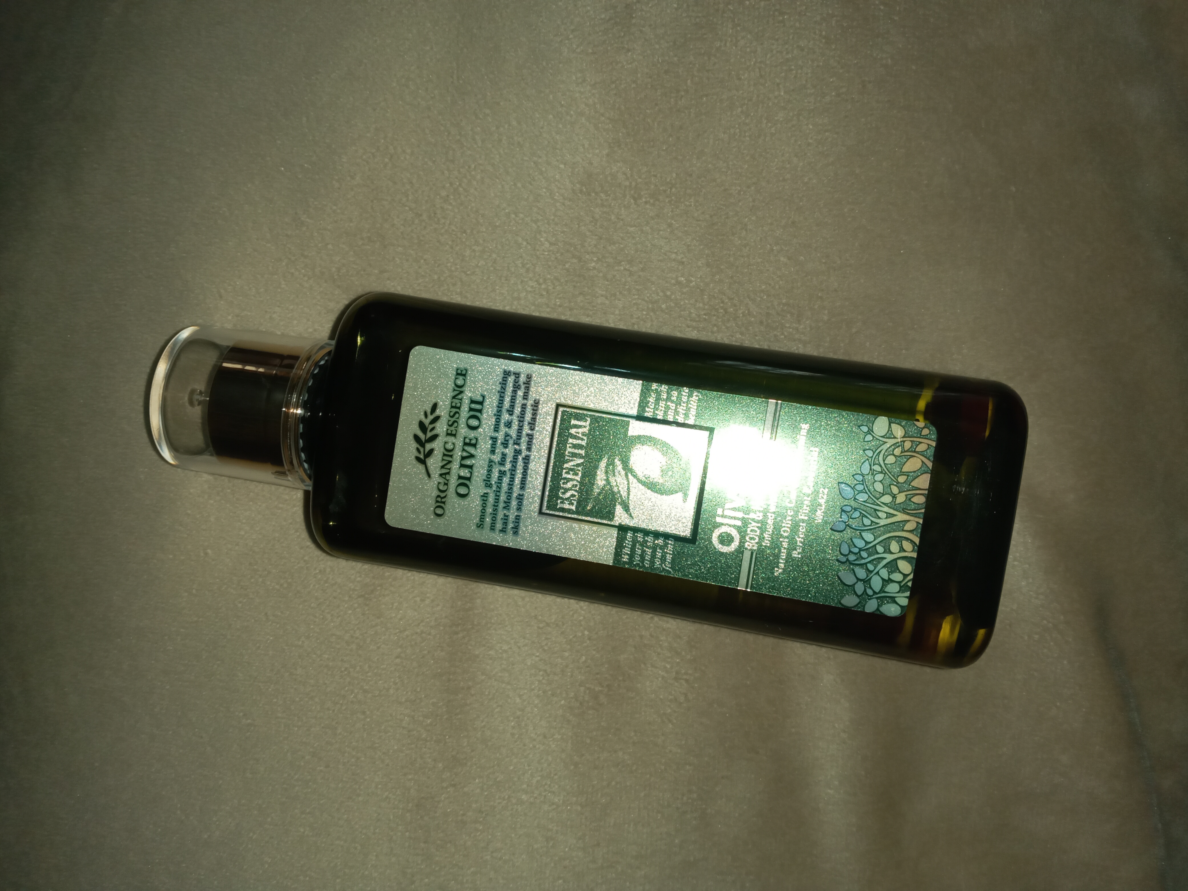 Soch va tana uchun namlantiruvchi zaytun yogi, Organic essence olive oil, 200 ml