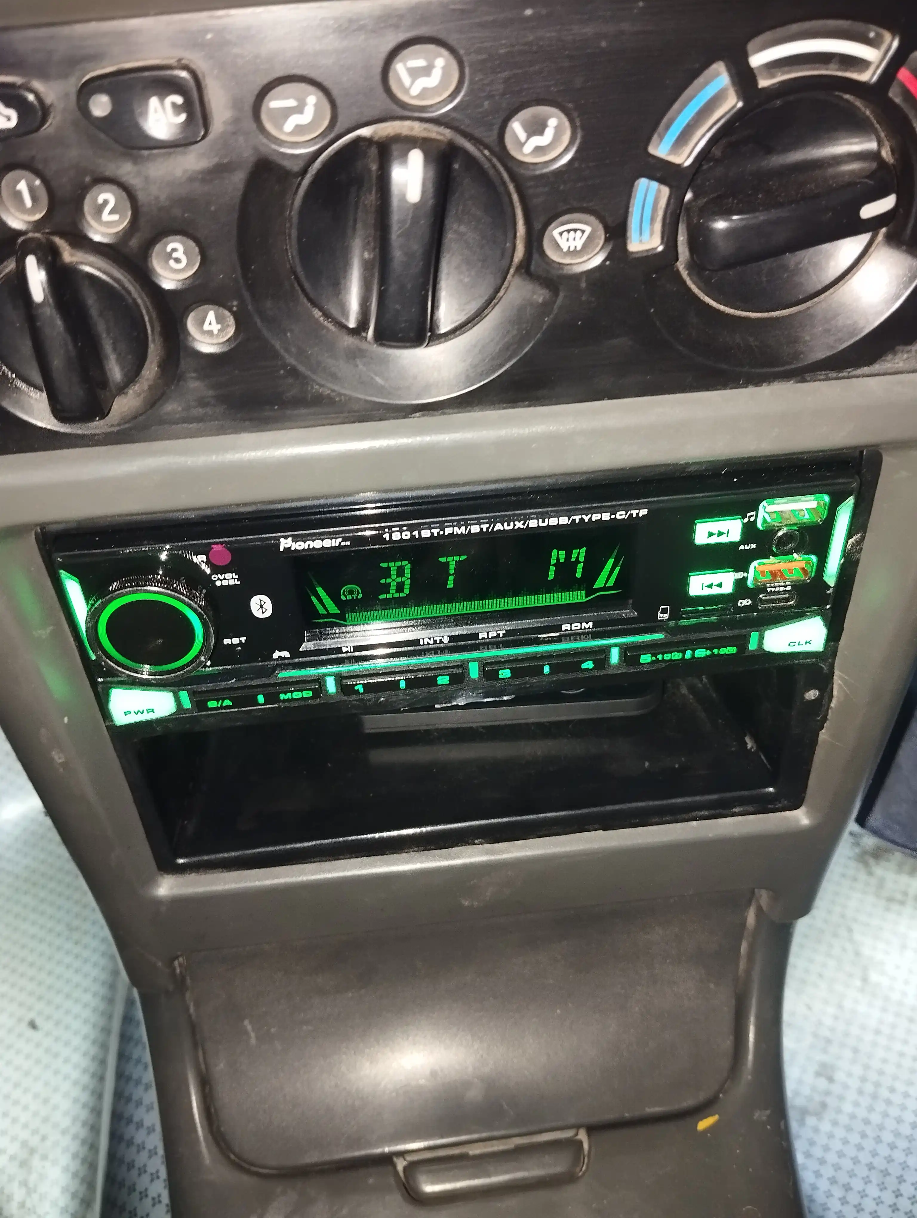 Автомагнитола MP3