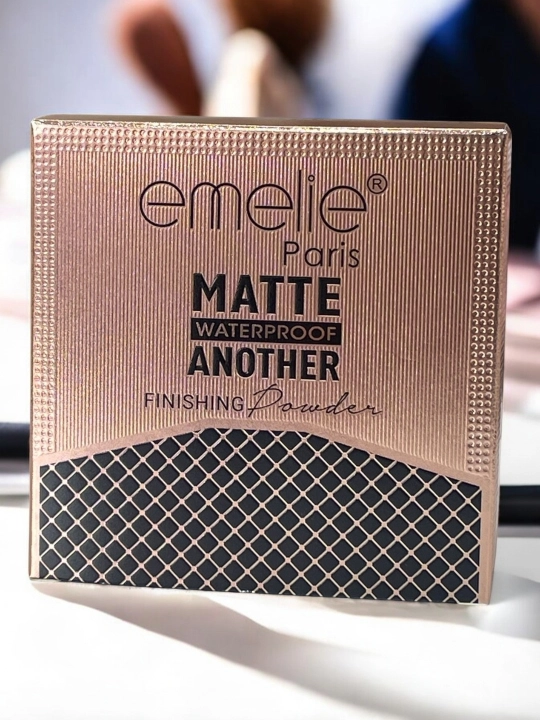Пудра waterproof от Emelie Paris - 