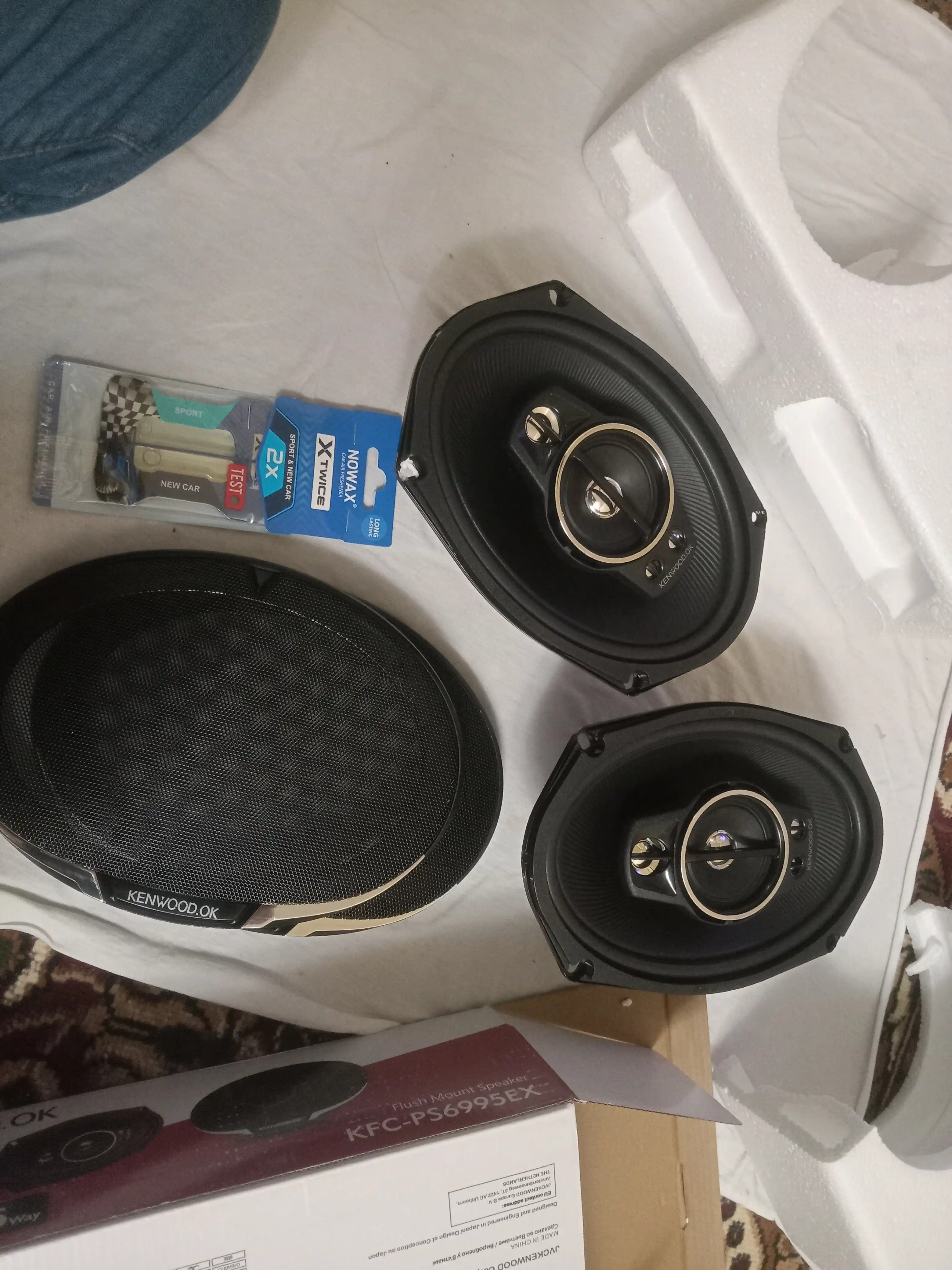 avtomobil kolonkalari, dinamik, Kenwood KFC PS 6995 EX, 700 Vt