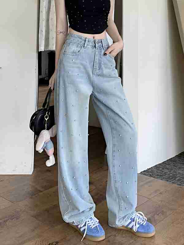 Ayol kunnilingus onlayn Mushukdagi qattiq jinsiy aloqa