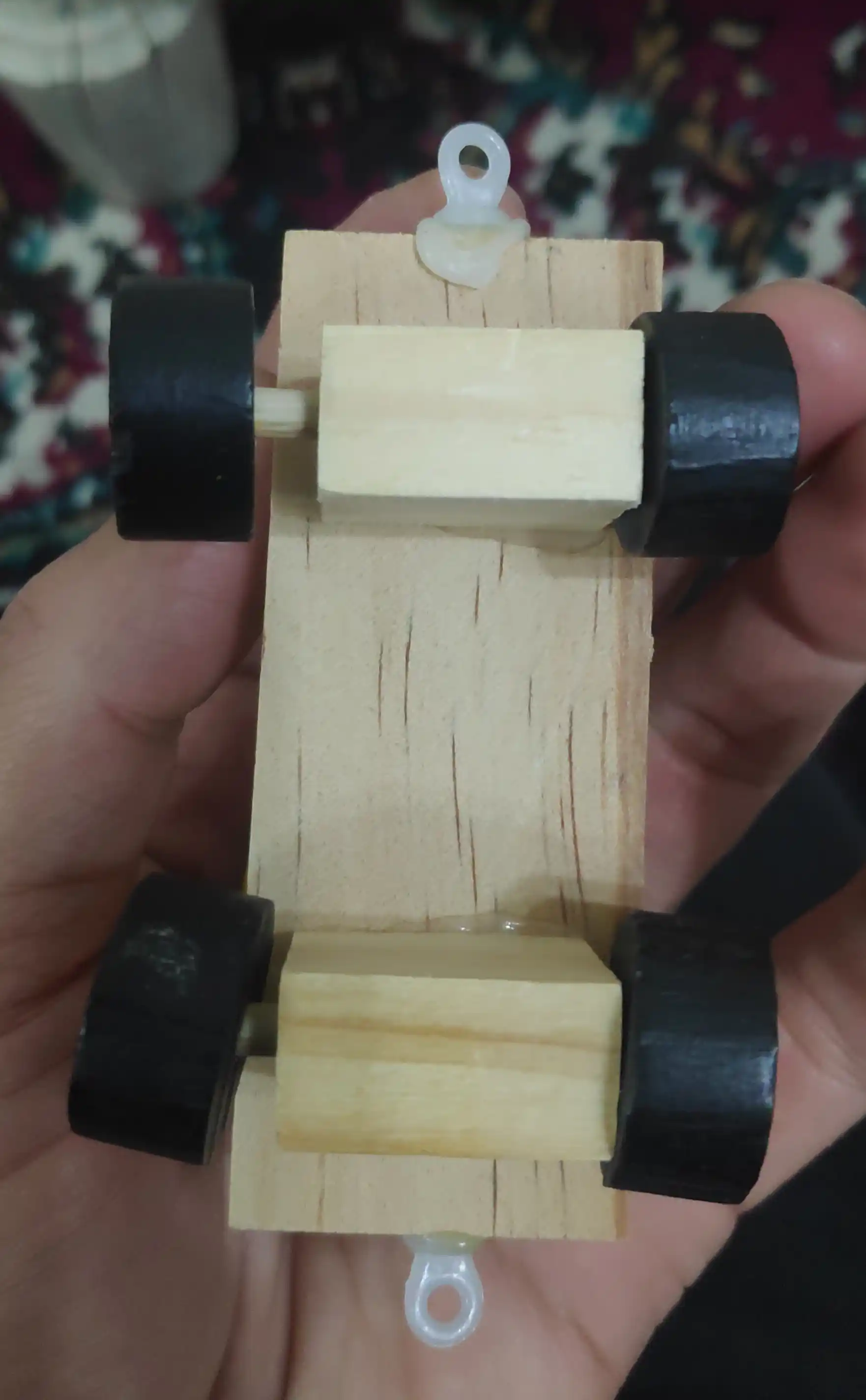 Rivojlantiruvchi o'yinchoq, bolalar uchun sorter, parovoz Montessori saralovchi