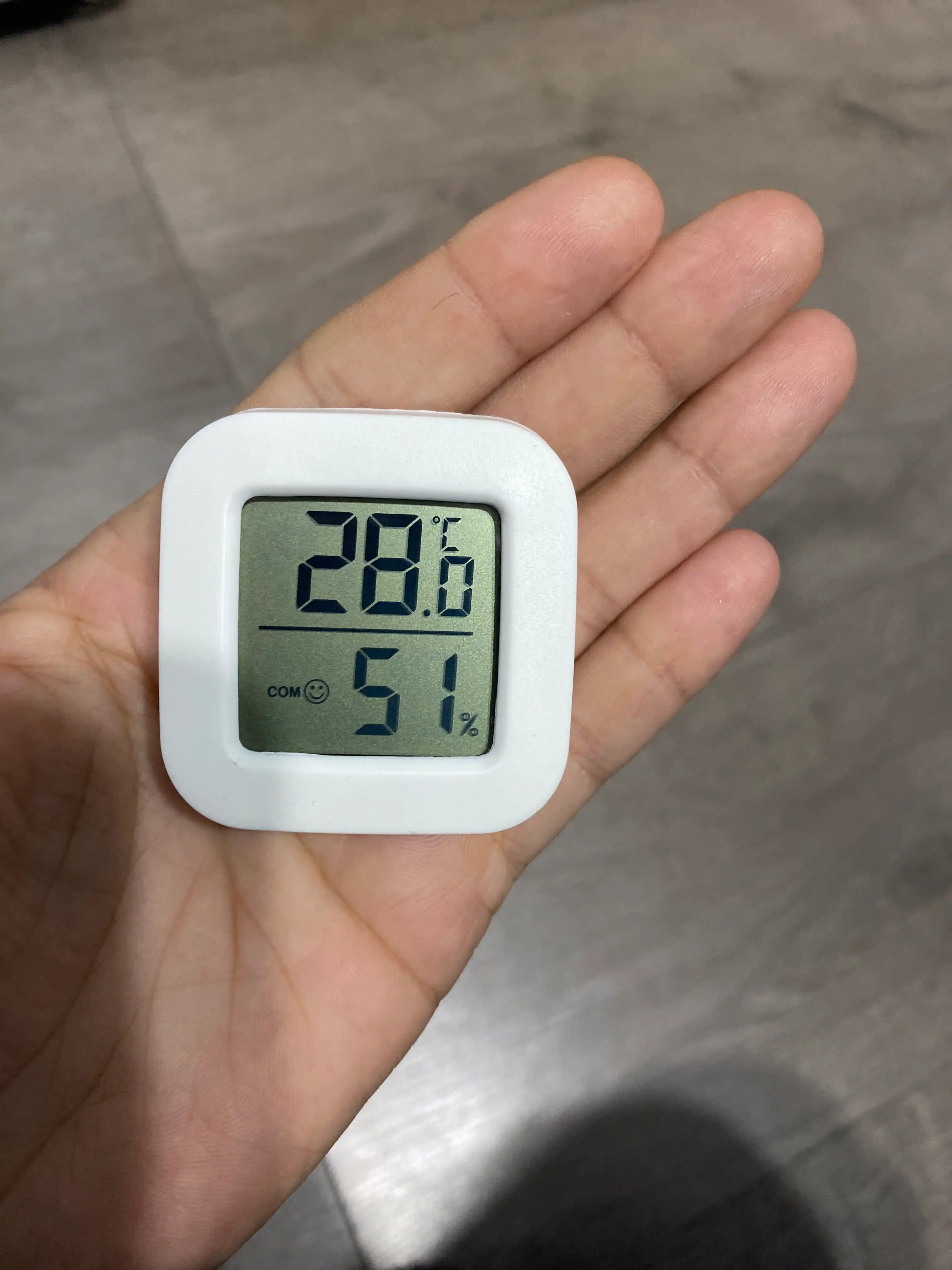 Mini ixcham yuqori aniqlikdagi termometr va gigrometr