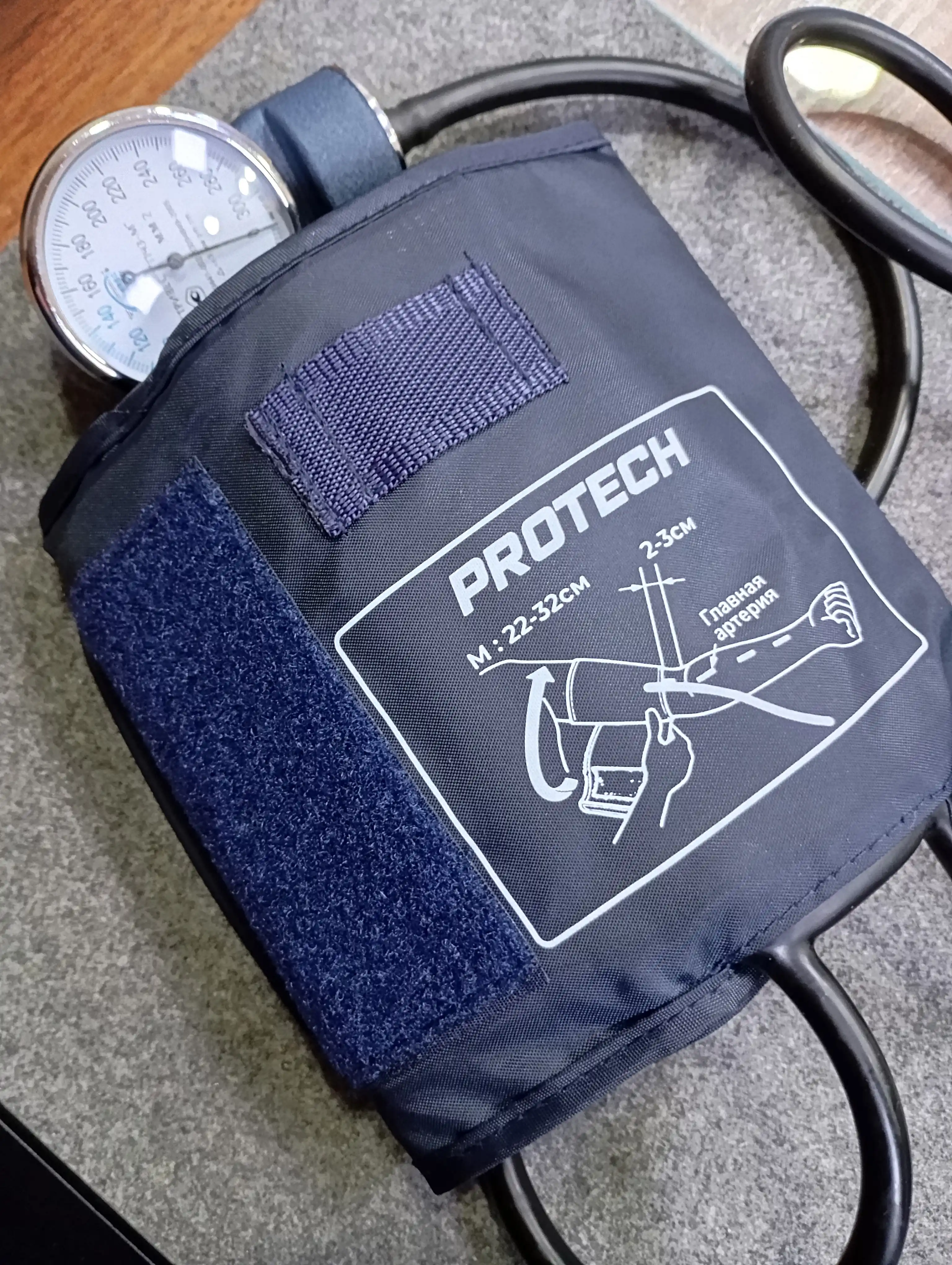 Манжет для механического тонометра Protech BK022M, 22-32 см