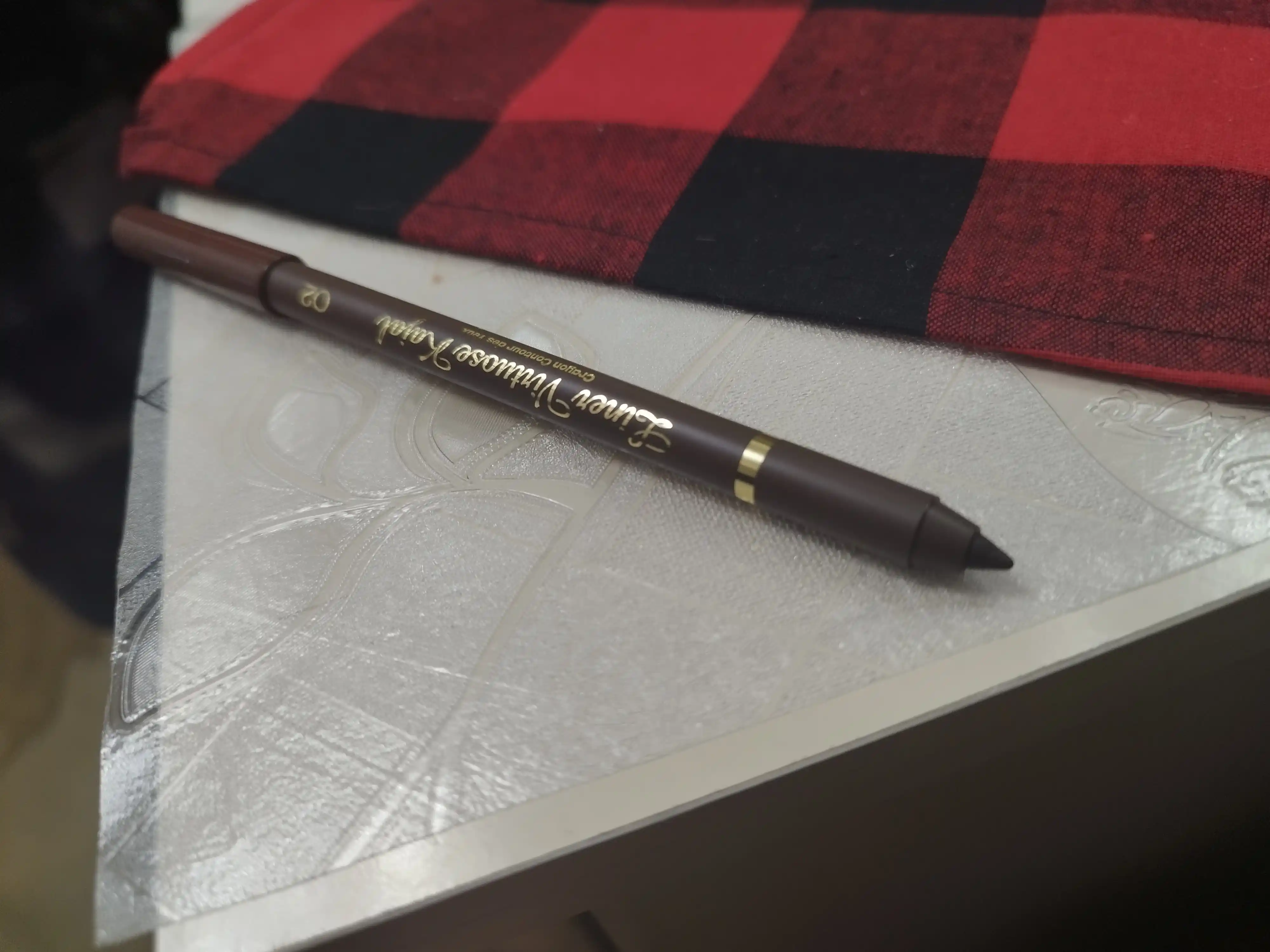 Карандаш для глаз Vivienne Sabo Liner Virtuose Kajal, тон 02 коричневый, 0.9 г