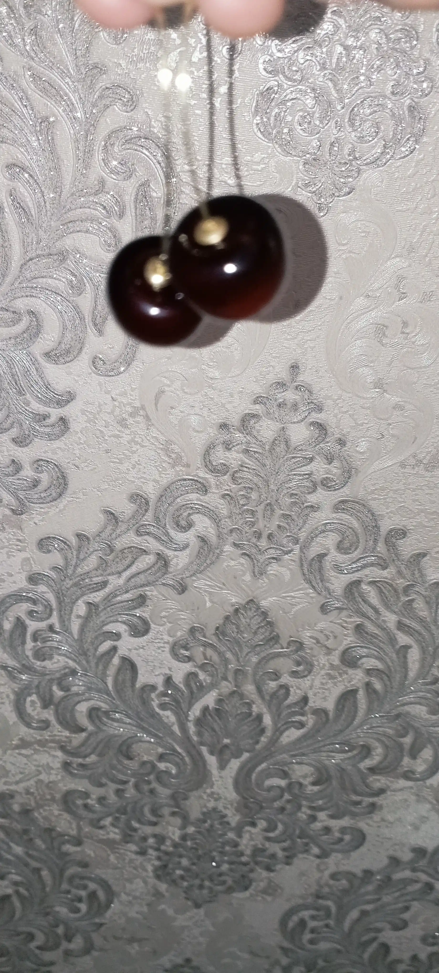 Серьги в виде вишни