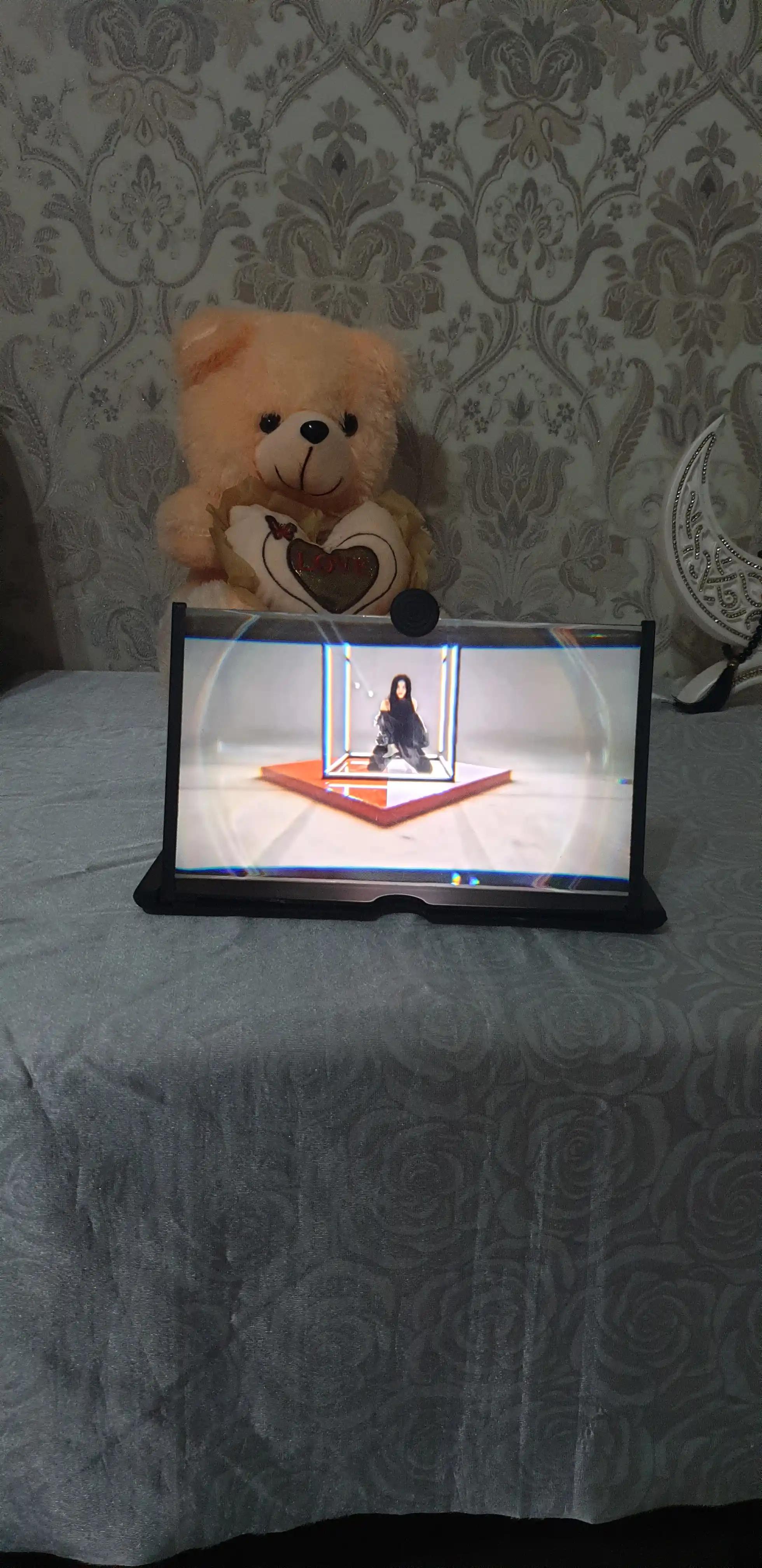 Smartphone uchun 3D ekran lupa – kattalashtiruvchi 3D ekran lupasi, taglik