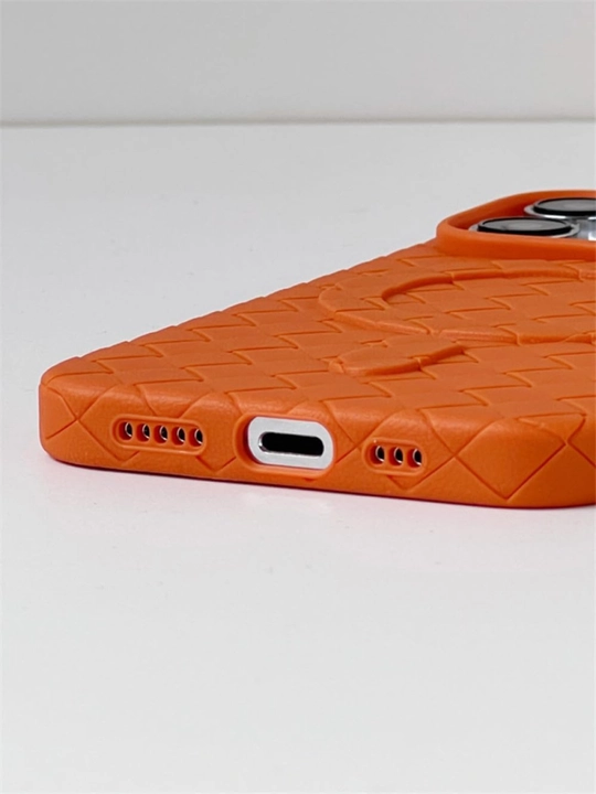 IPhone 16/15/14/13/12 Pro/ProMax uchun to'rsimon Magsafe g'ilof