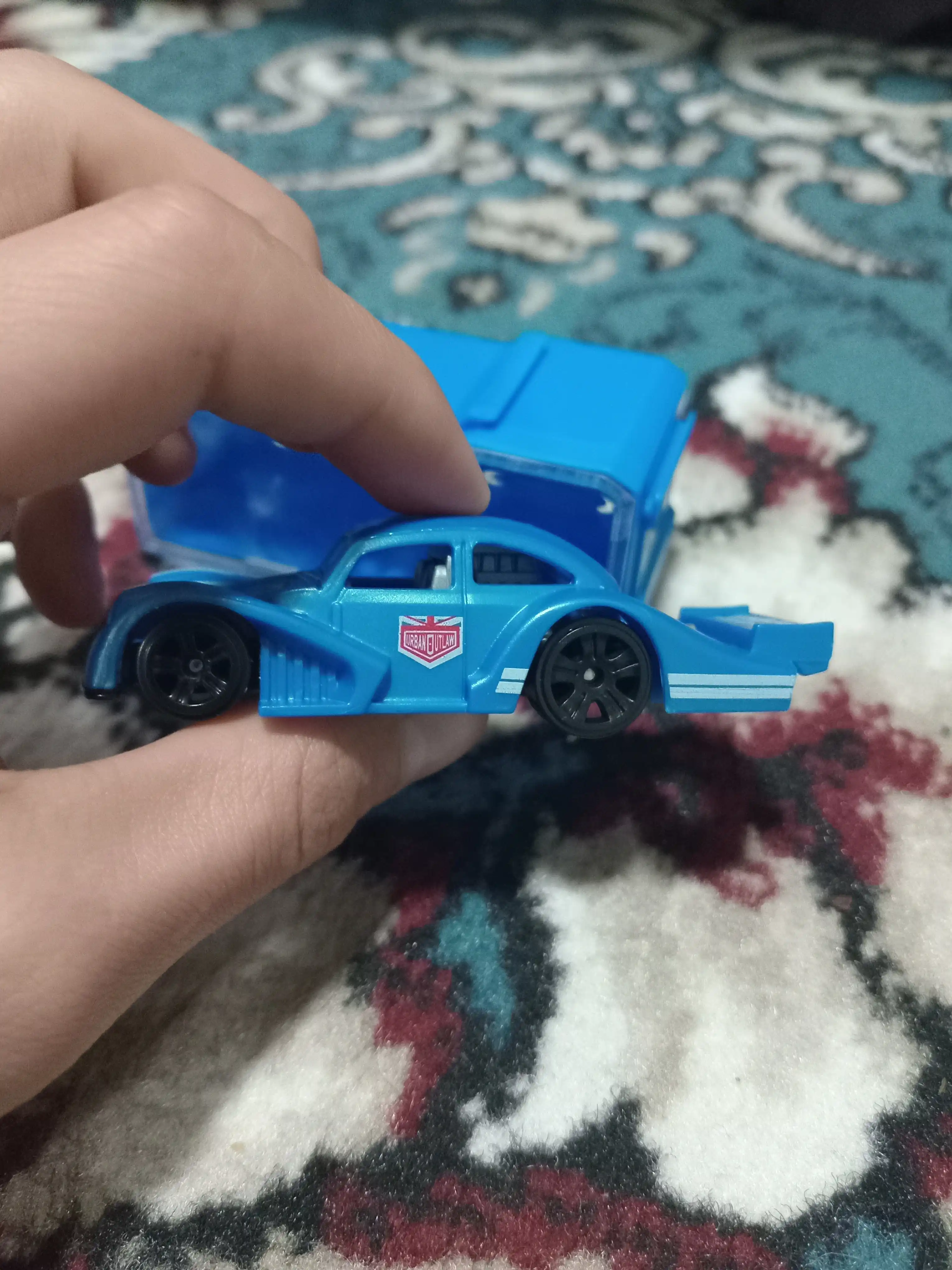Metall mashinalar Hot Wheels stilida, to'plami 8 dona, konteynerlardan konstruktor