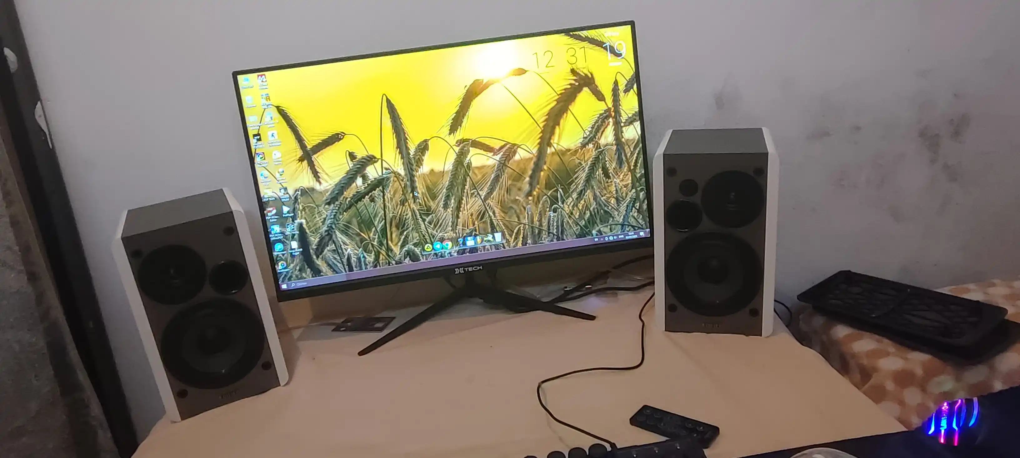 Faol dinamiklar 2.0 EDIFIER R1280DB