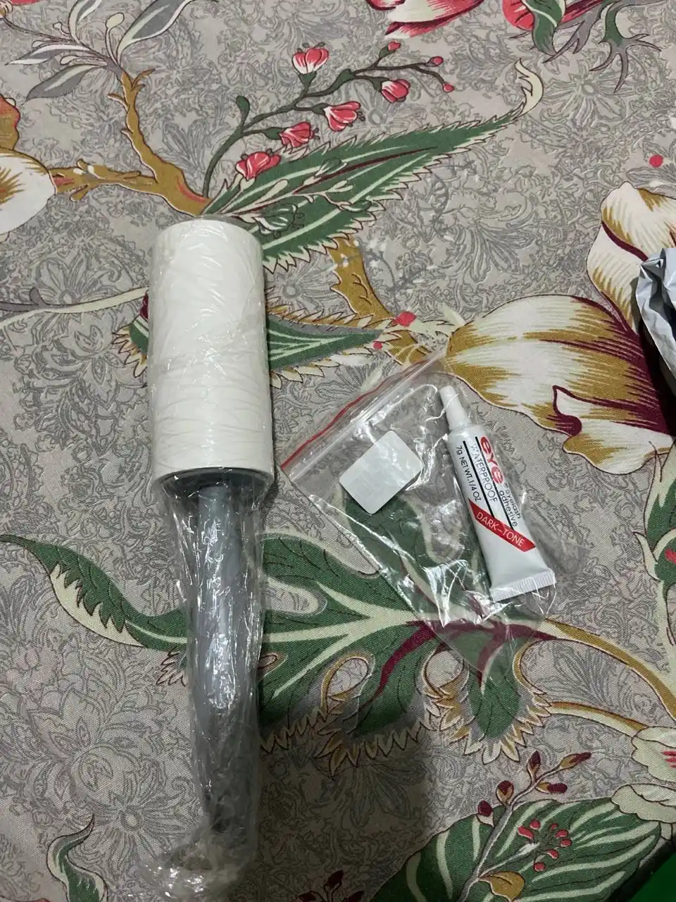 Клейкий валик для чистки одежды, сменный в комплекте
