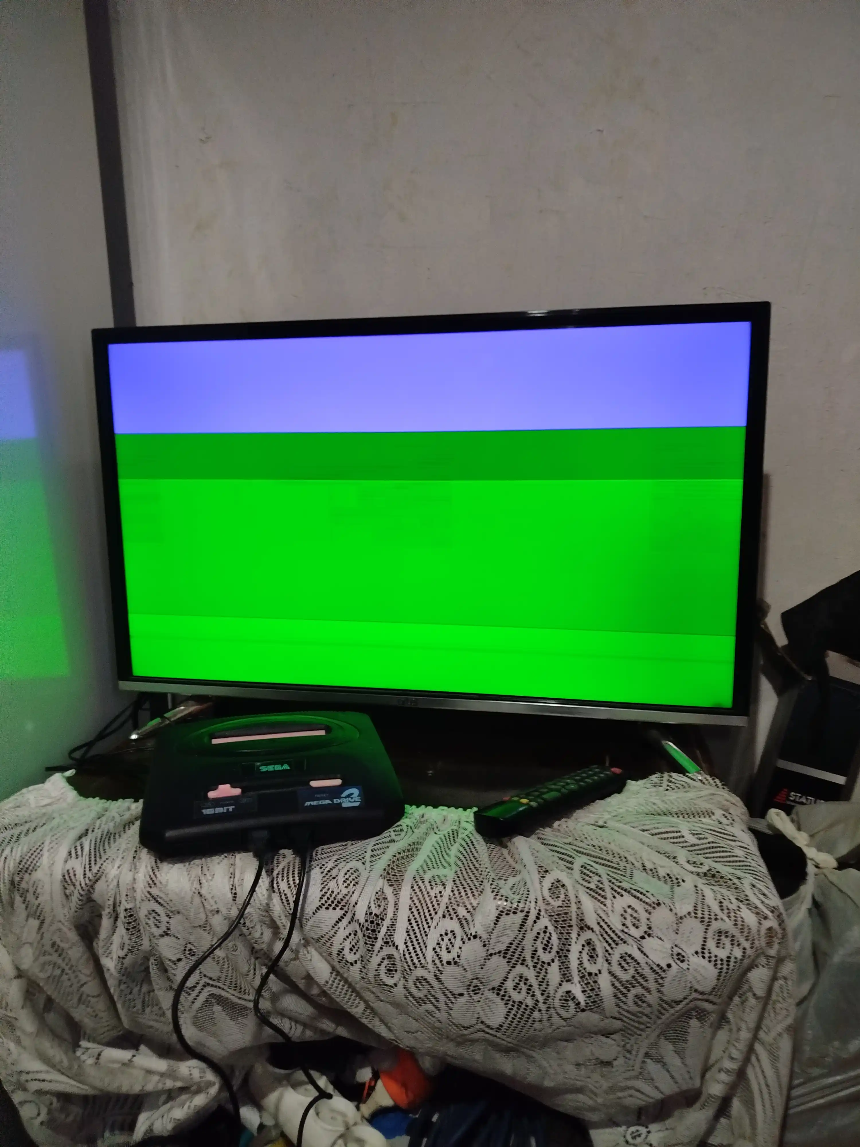 O'yin pristavka Sega Mega Game va 246 o'yin