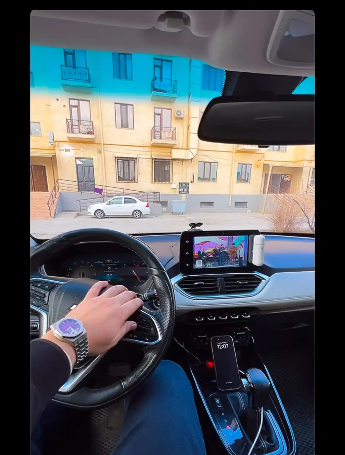 CarPlay va AndroidAuto simsiz Android 13 va YouTube bilan, 4+64Gb / 8+128Gb