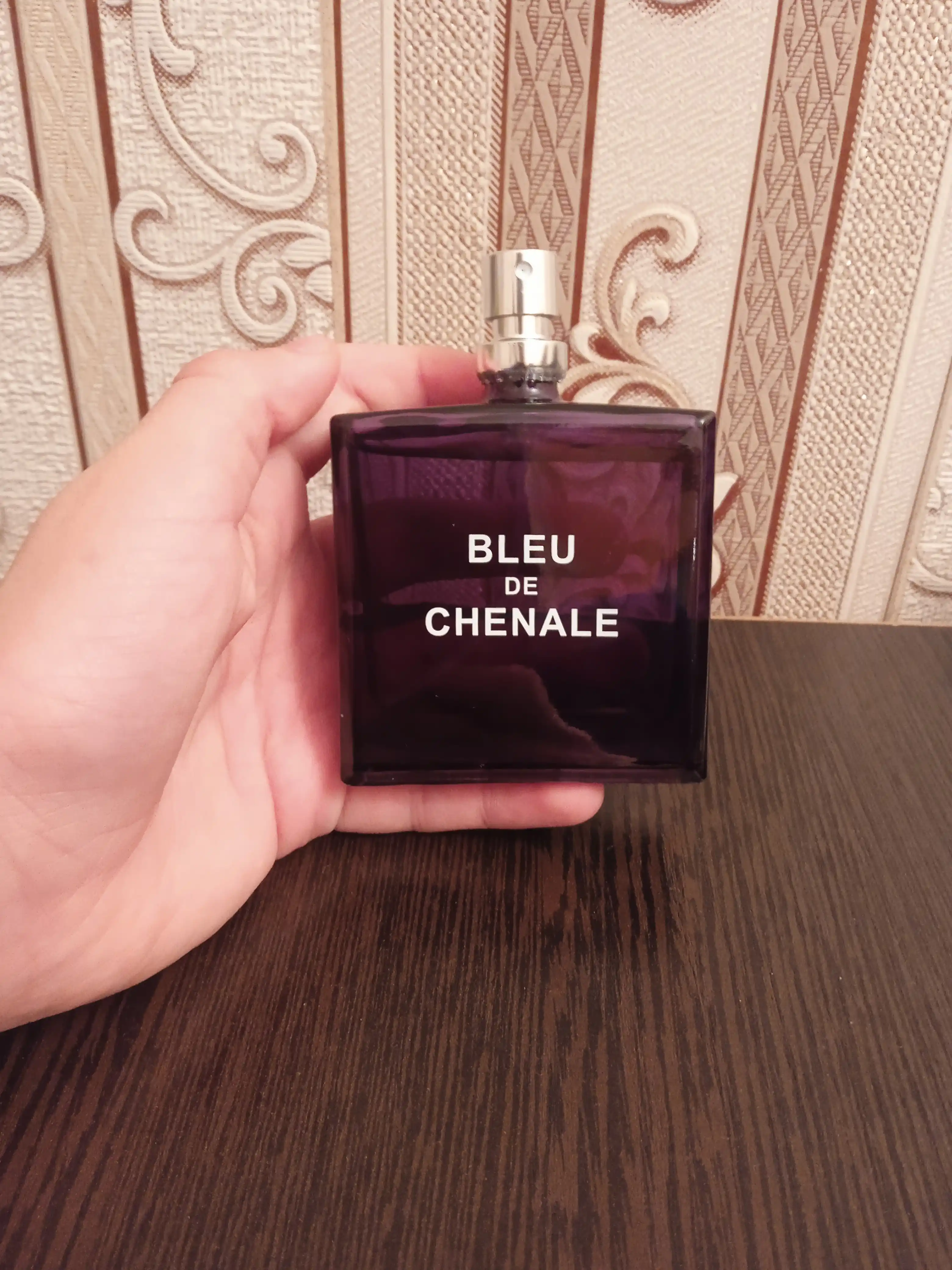 Erkaklar uchun parfyumlangan suv Bleu de Chanel