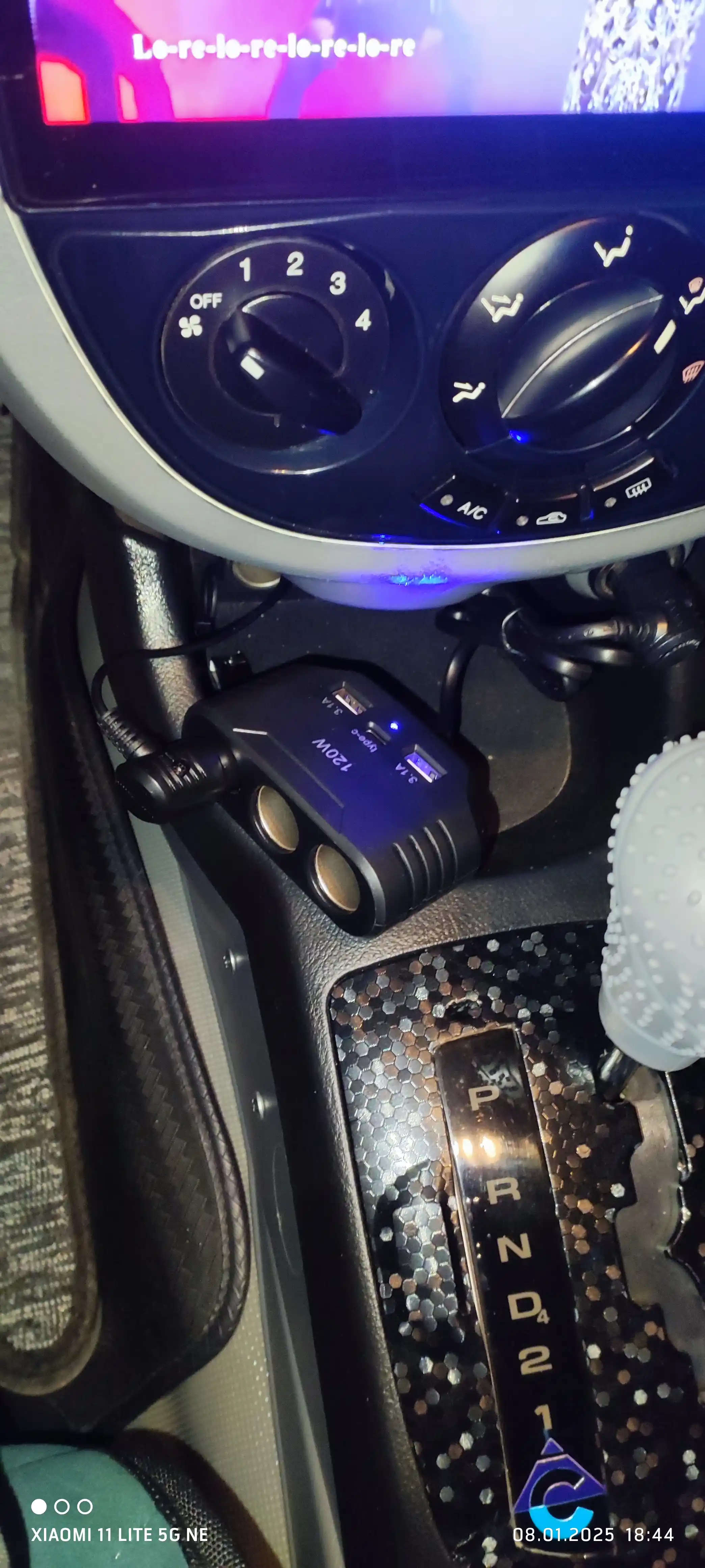 Адаптер для автомобиля с 3 разъёмами, зарядное устройство с USB и Type-C портами