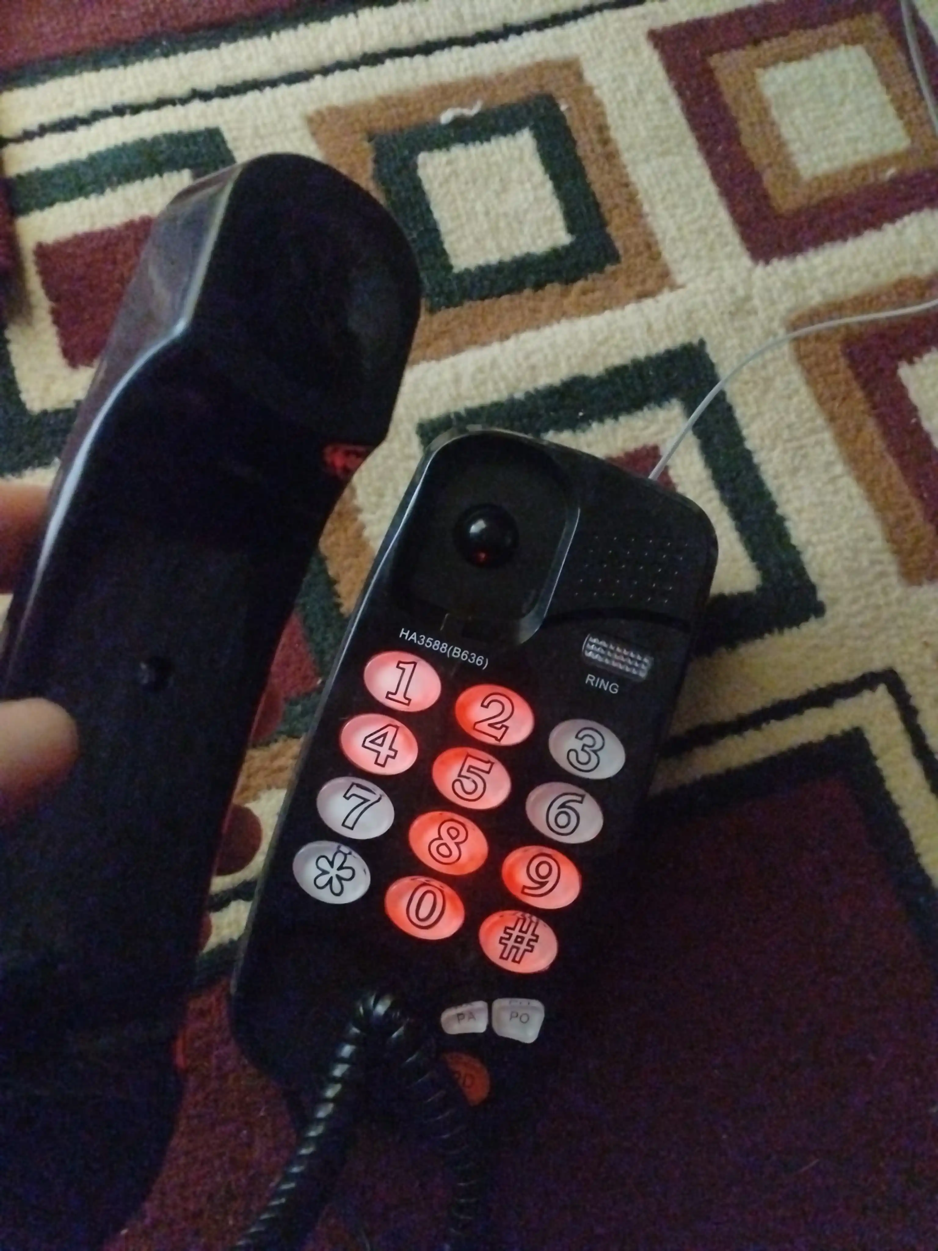 Simli orqali ishlaydigan telfon, uy telefoni Leboss B-636