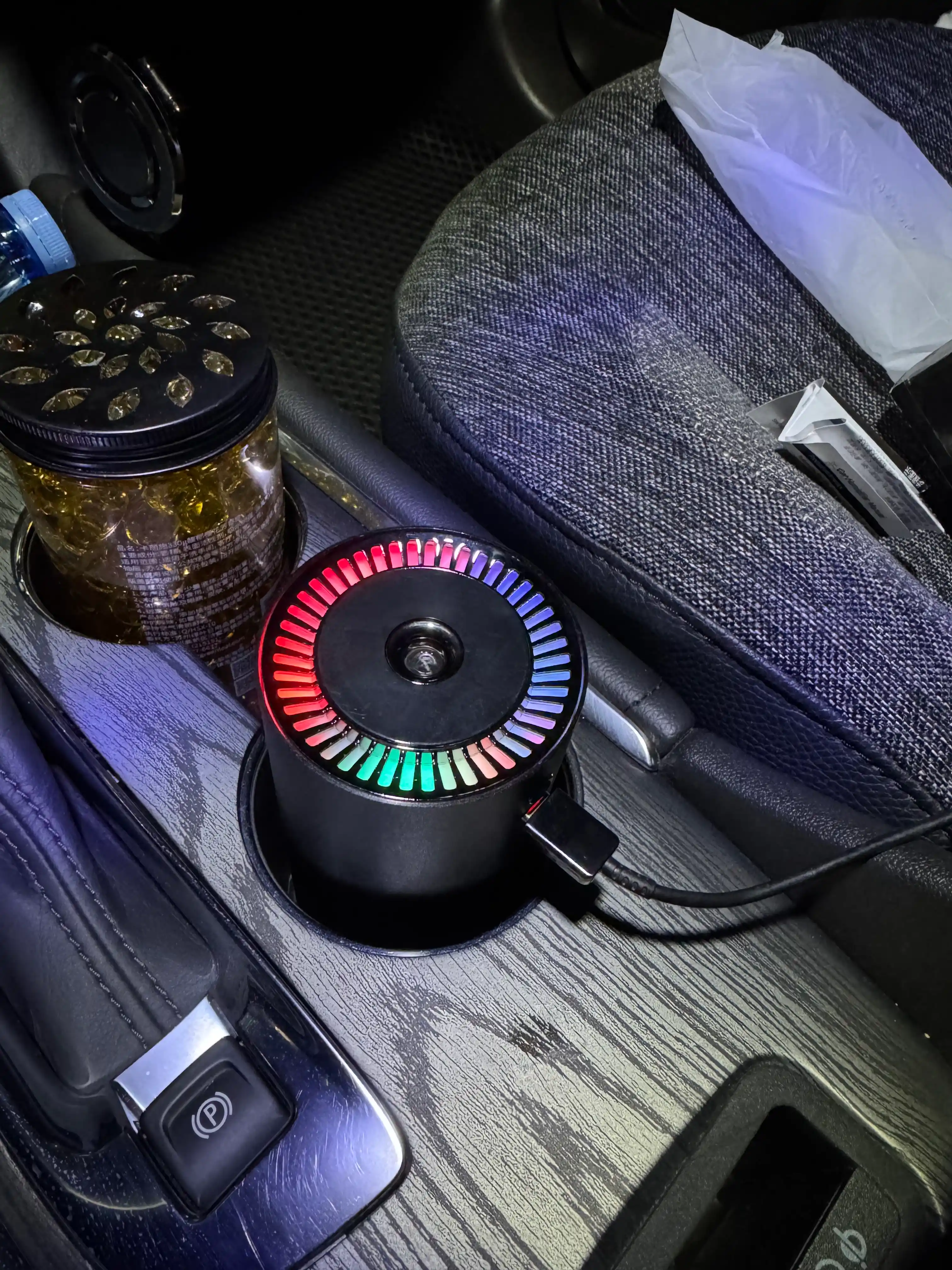 Havo namlagich va aromatizator avtomobil uchun, metall korpusda