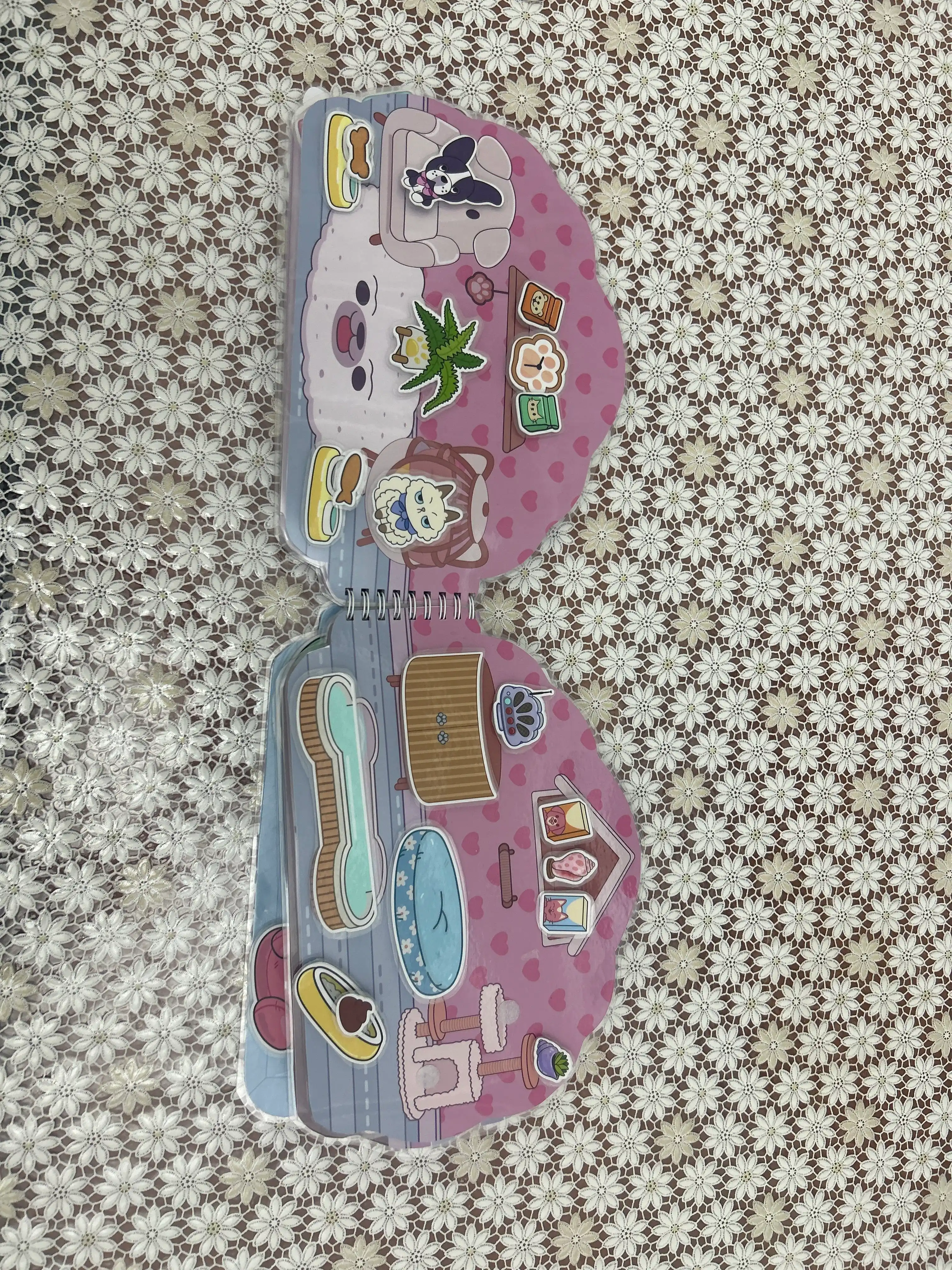 Yopishqoq kitob, stikerlar, barbi, modachi, toka-boka, avatar, labubu