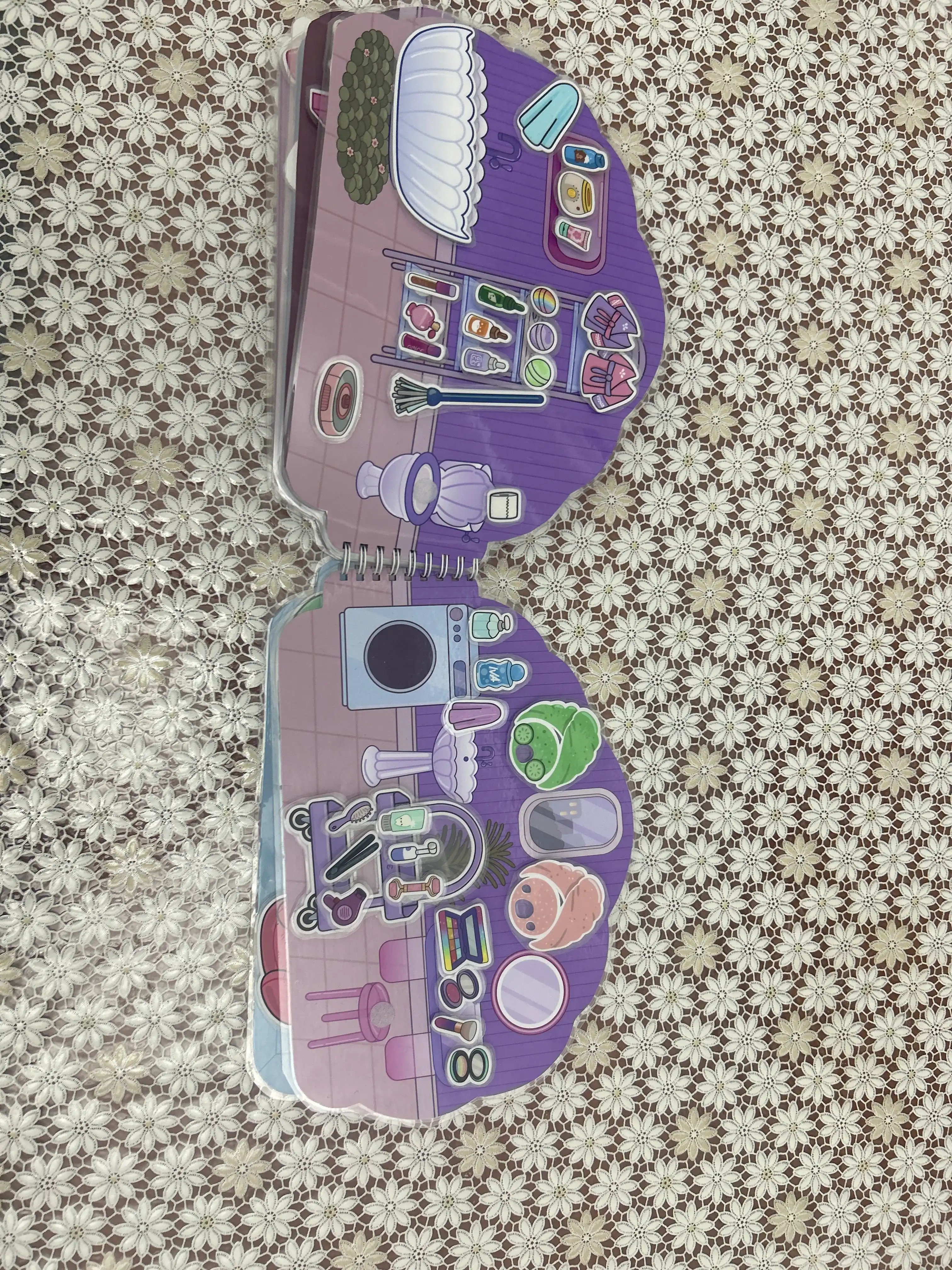 Yopishqoq kitob, stikerlar, barbi, modachi, toka-boka, avatar, labubu