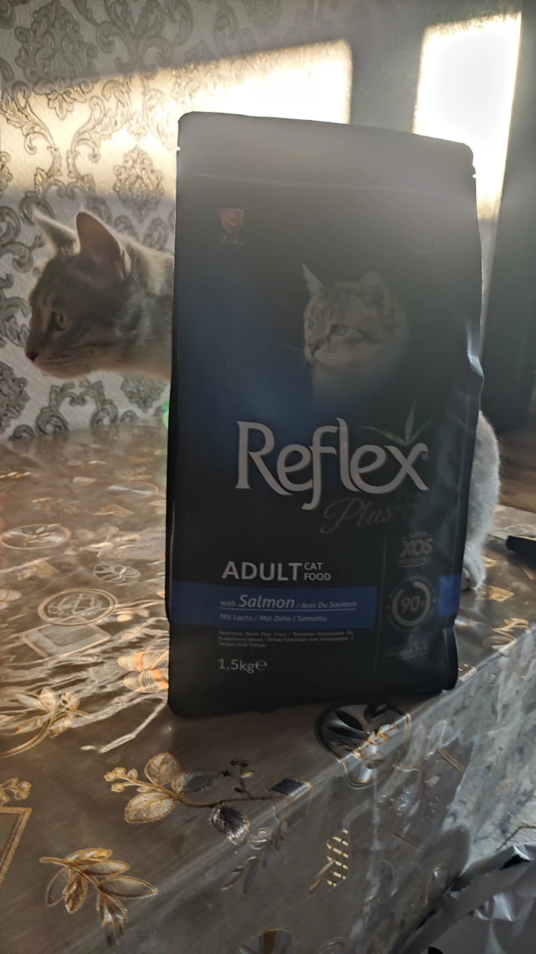 Reflex Plus Katta mushuklar uchun  Salmon losos go‘shti bilan quruq ozuqa, 1.5 kg