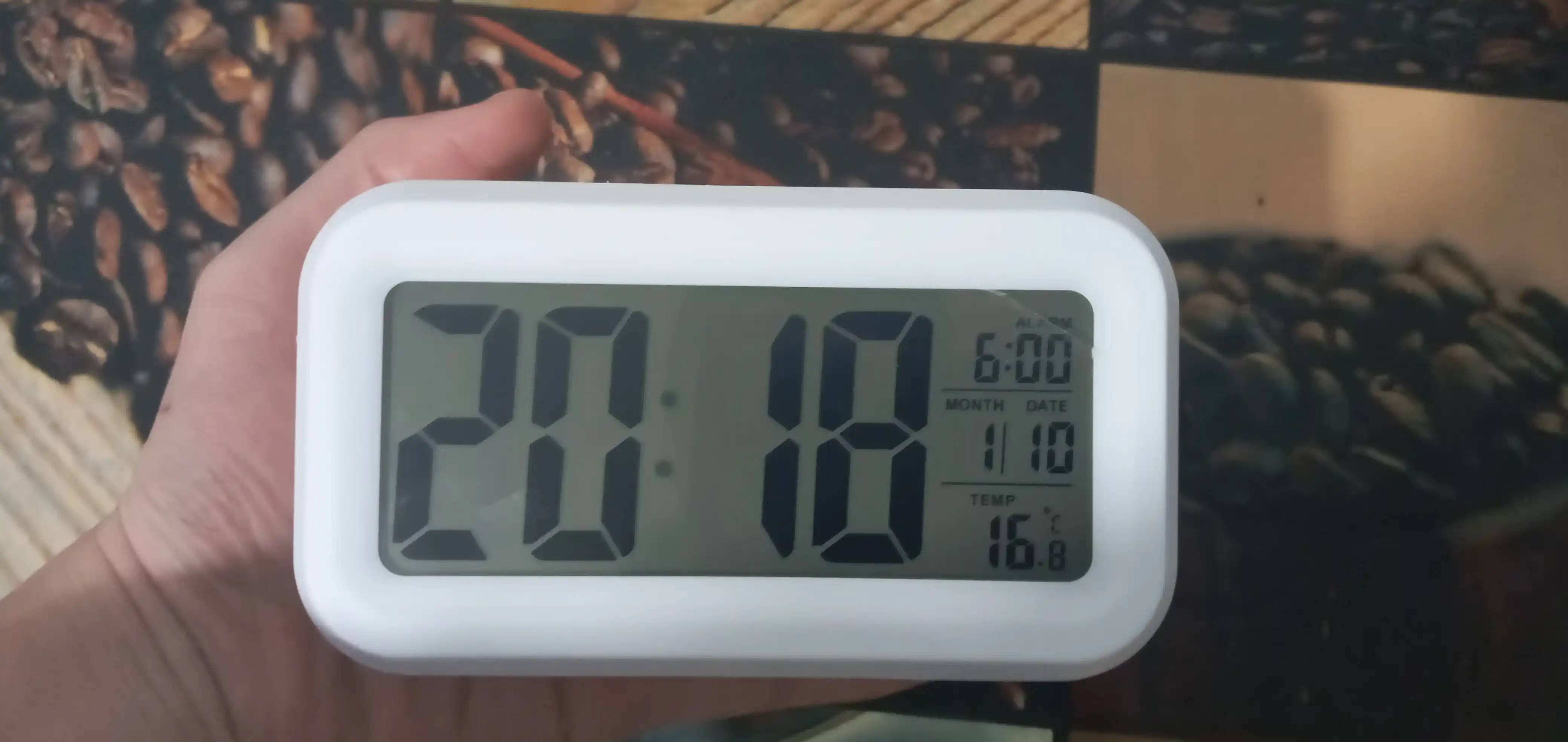 Elektron stol soati, yoritgichli, termometr, budilnik, ob-havo stantsiyasi