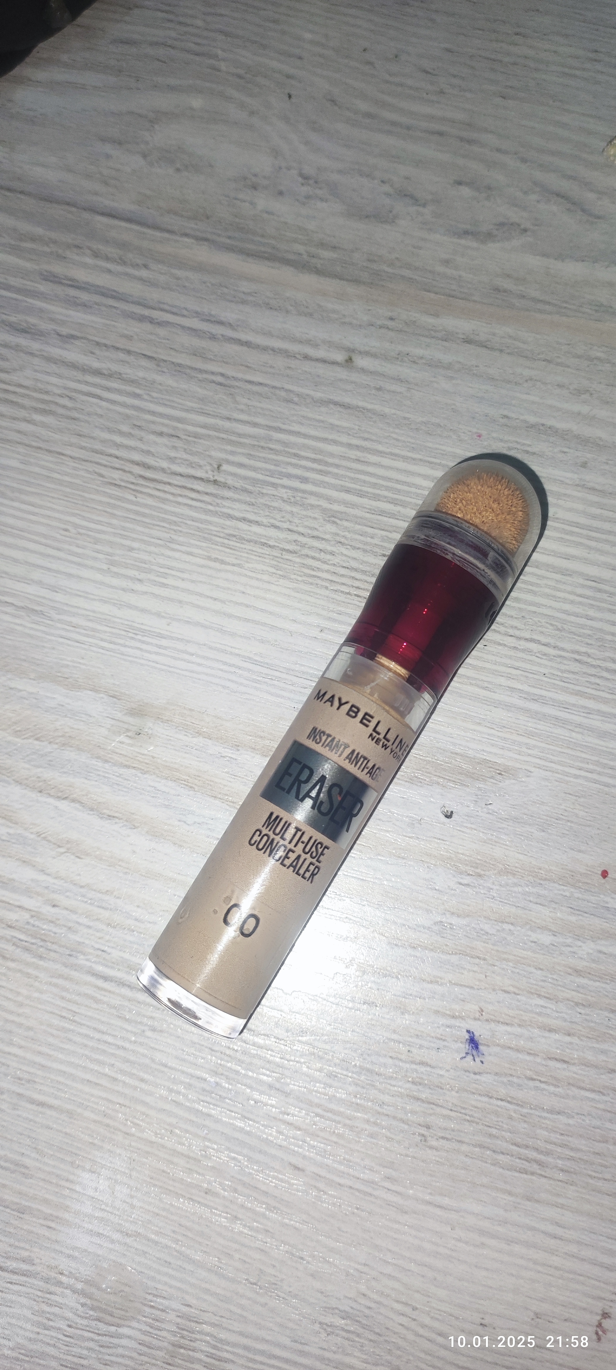 Консилер для кожи вокруг глаз Maybelline New York Eraser Eye, оттенок 00 Слоновая кость