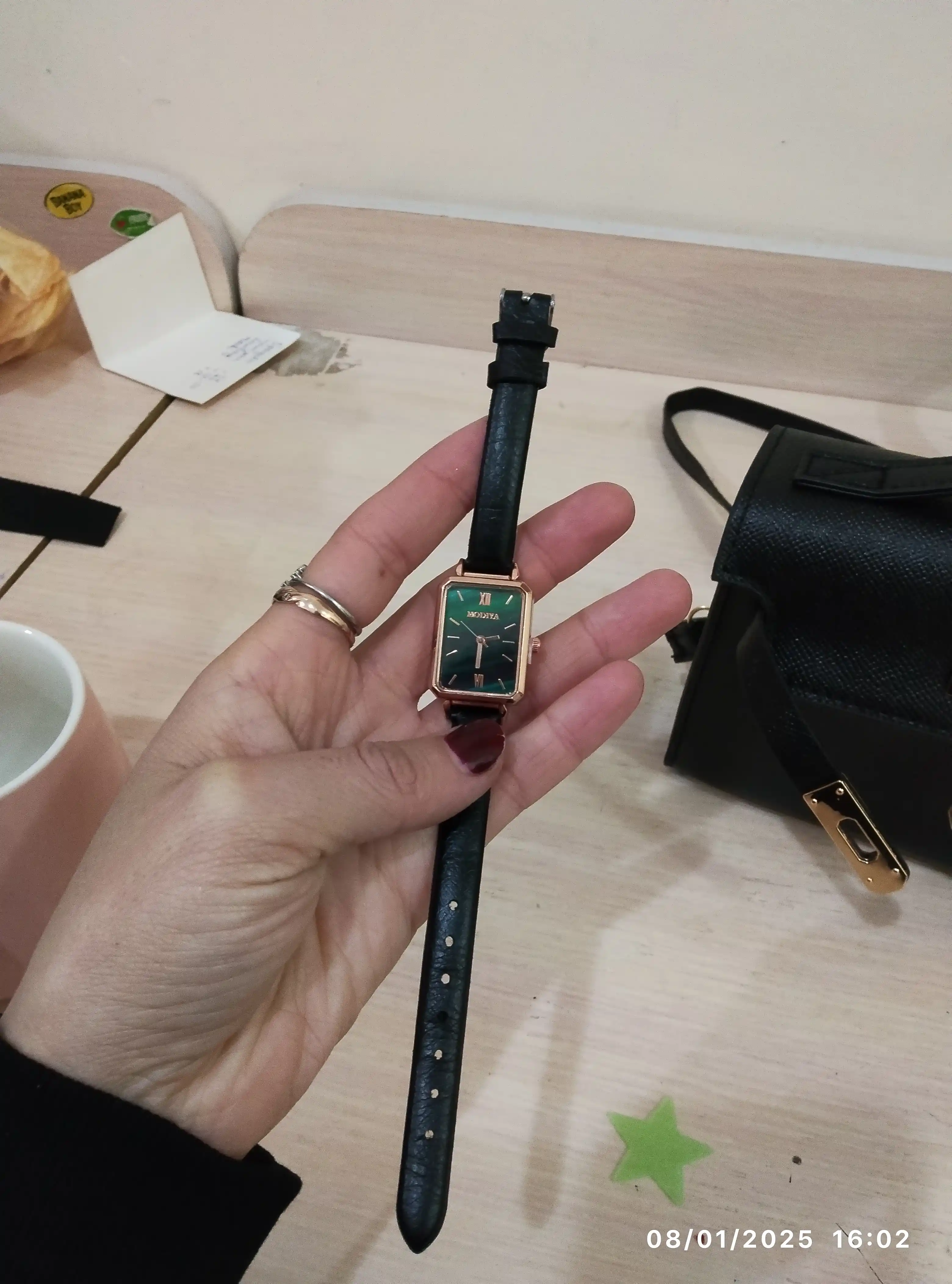 Ayollar qo'l soati Modiya, 3 xil rangda