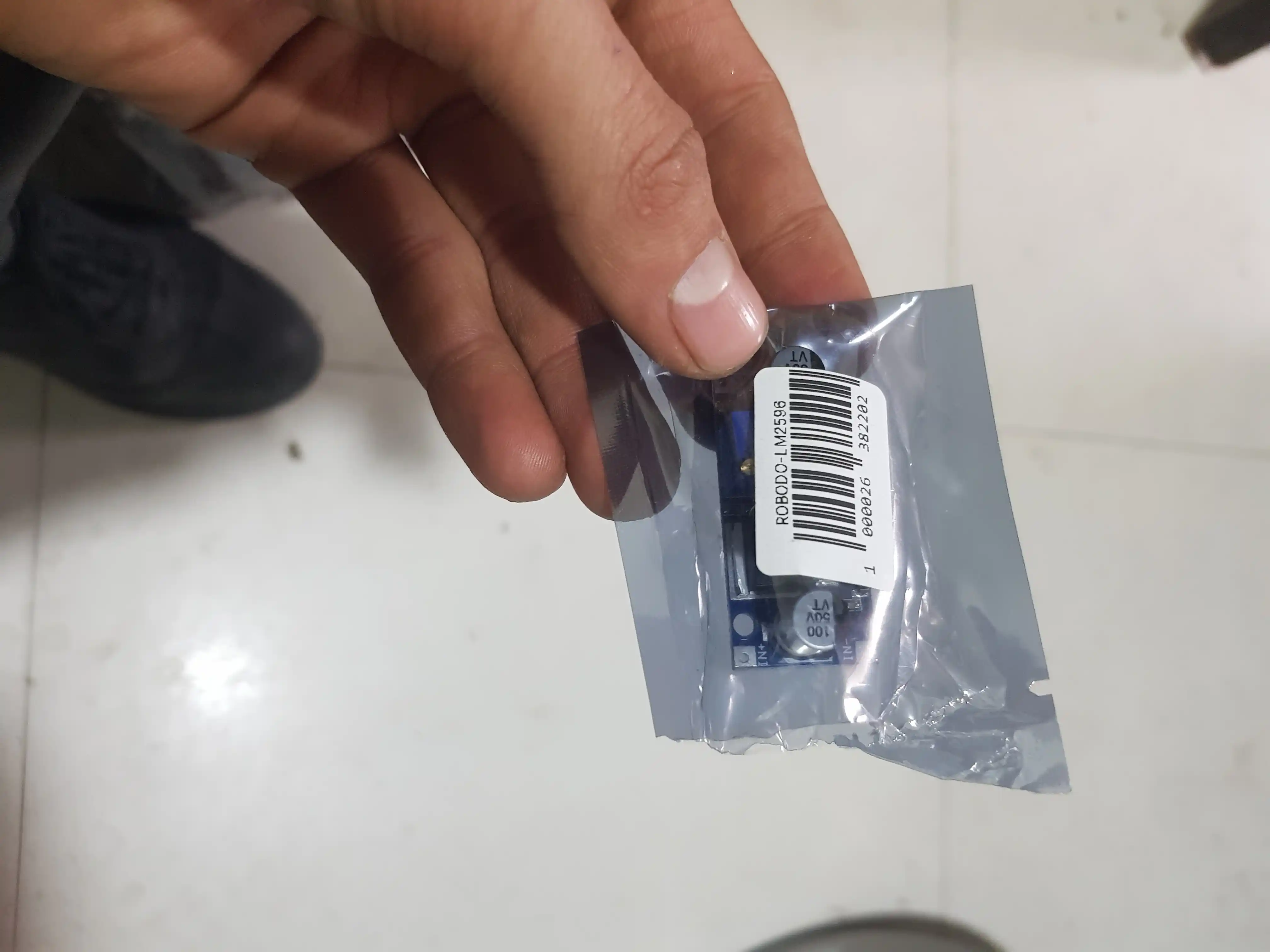 LM2596S sozlanadigan kuchlanishli taminot konvertor