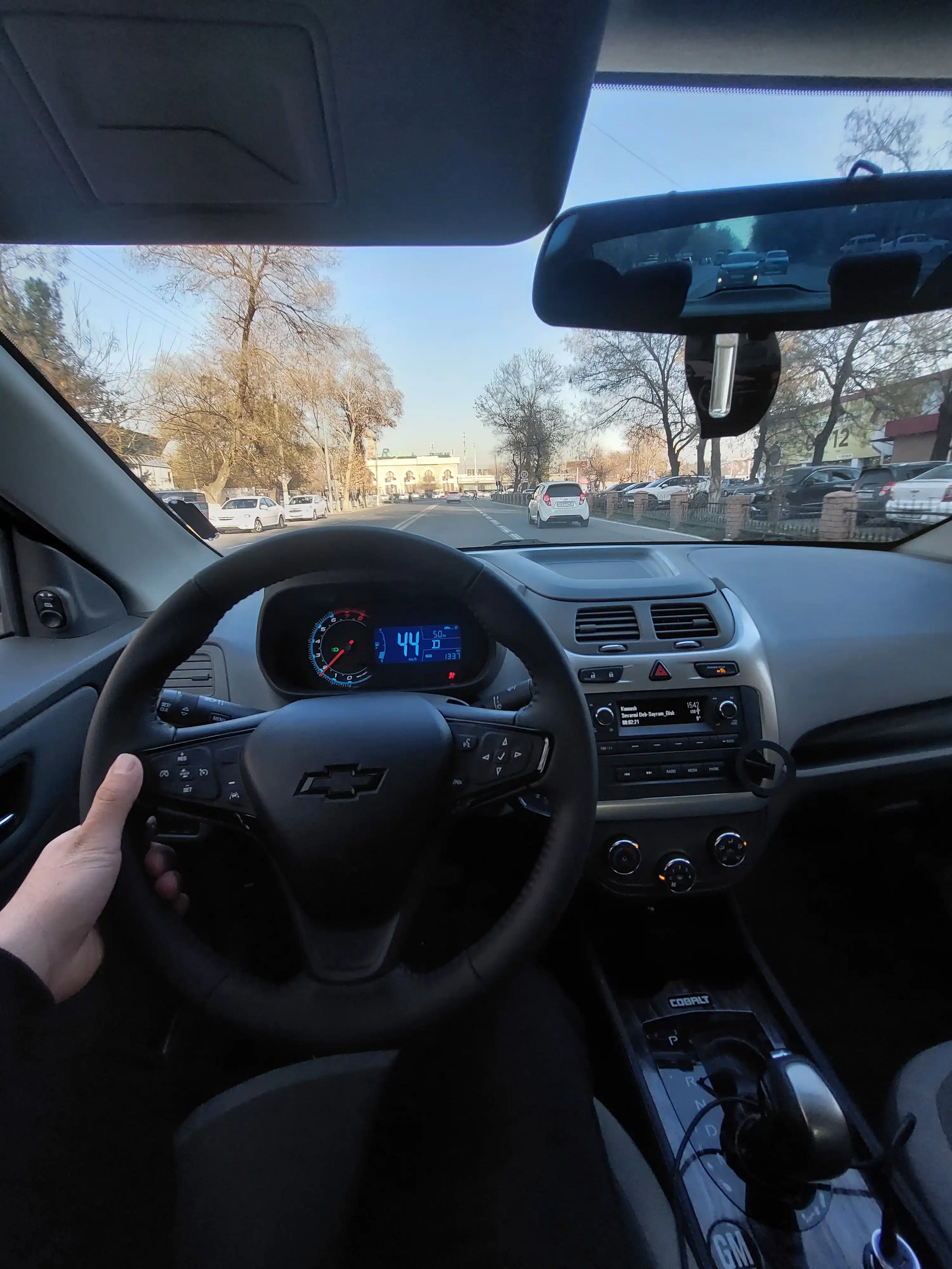 Chevrolet Malibu 2 avtomobil ruli, har qanday avtomobil uchun o'zgartirish Black Piano
