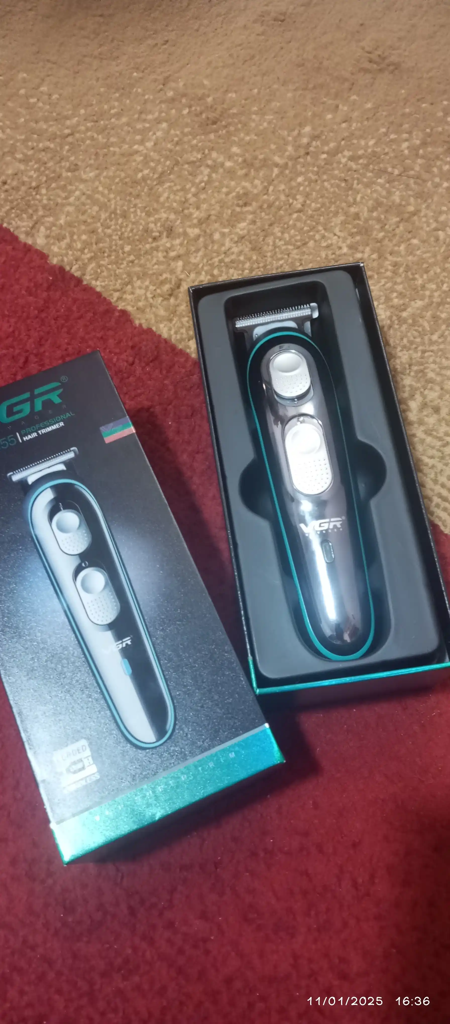 Professional simsiz trimmer VGR V-071, V-030, V- soqol olish va soch kesish uchun mashinka