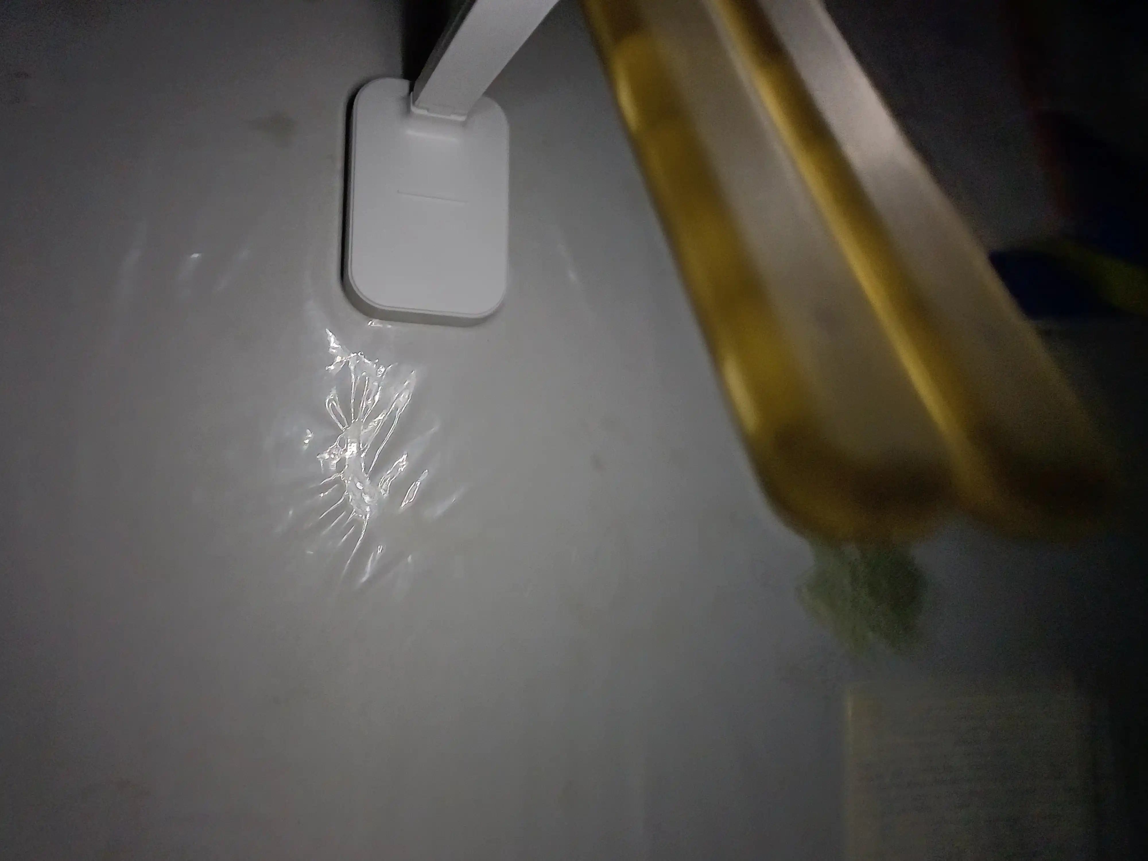 LED stol chirog'i telefon ushlagichli, ikki tomonlama harakatlanuvchi chiroq, yig'iladigan