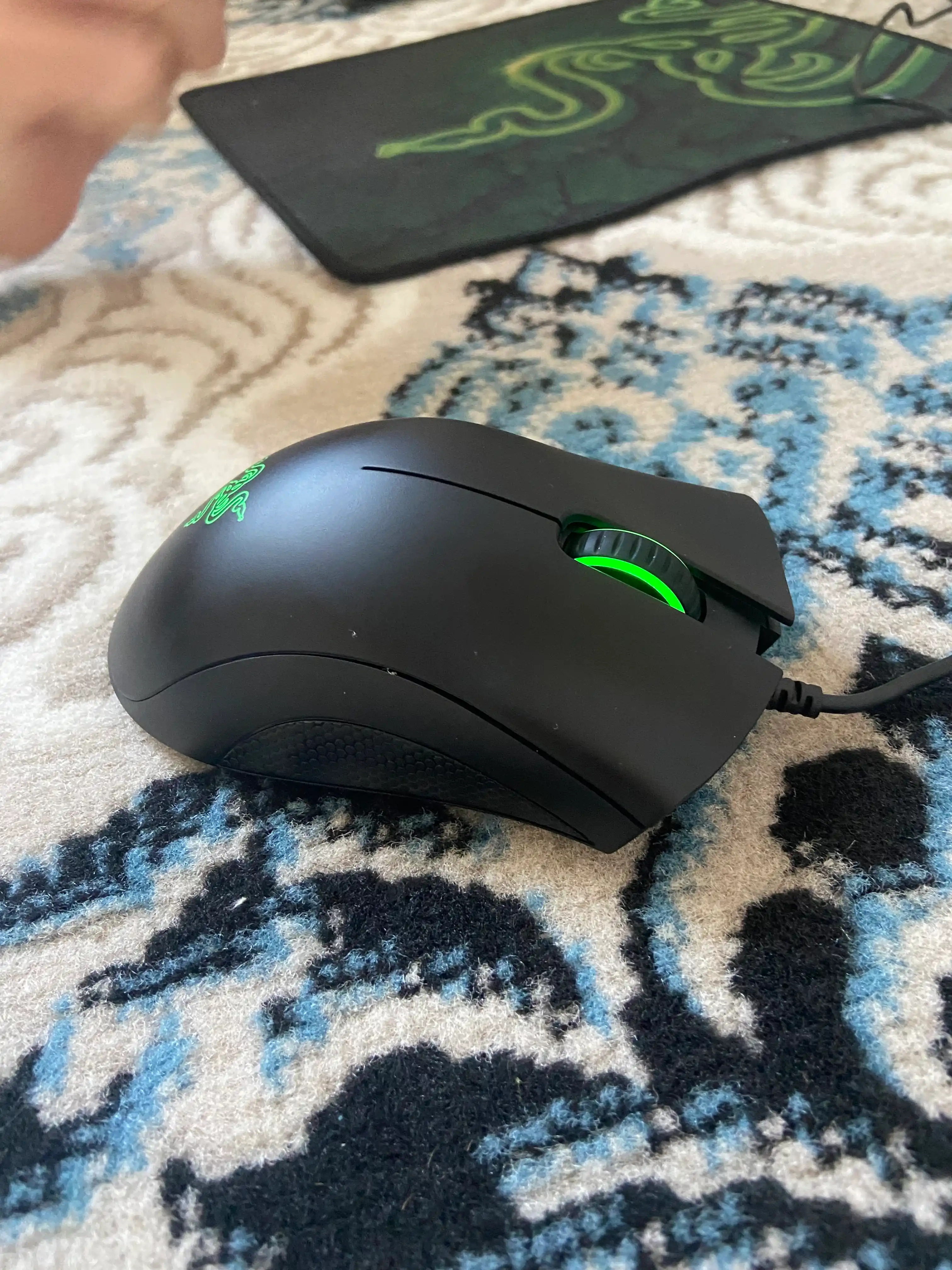 Razer DeathAdder Essential simli oyin sichqonchasi, 5 ta tugma, 6400 DPI, Synapse 3.0 soft