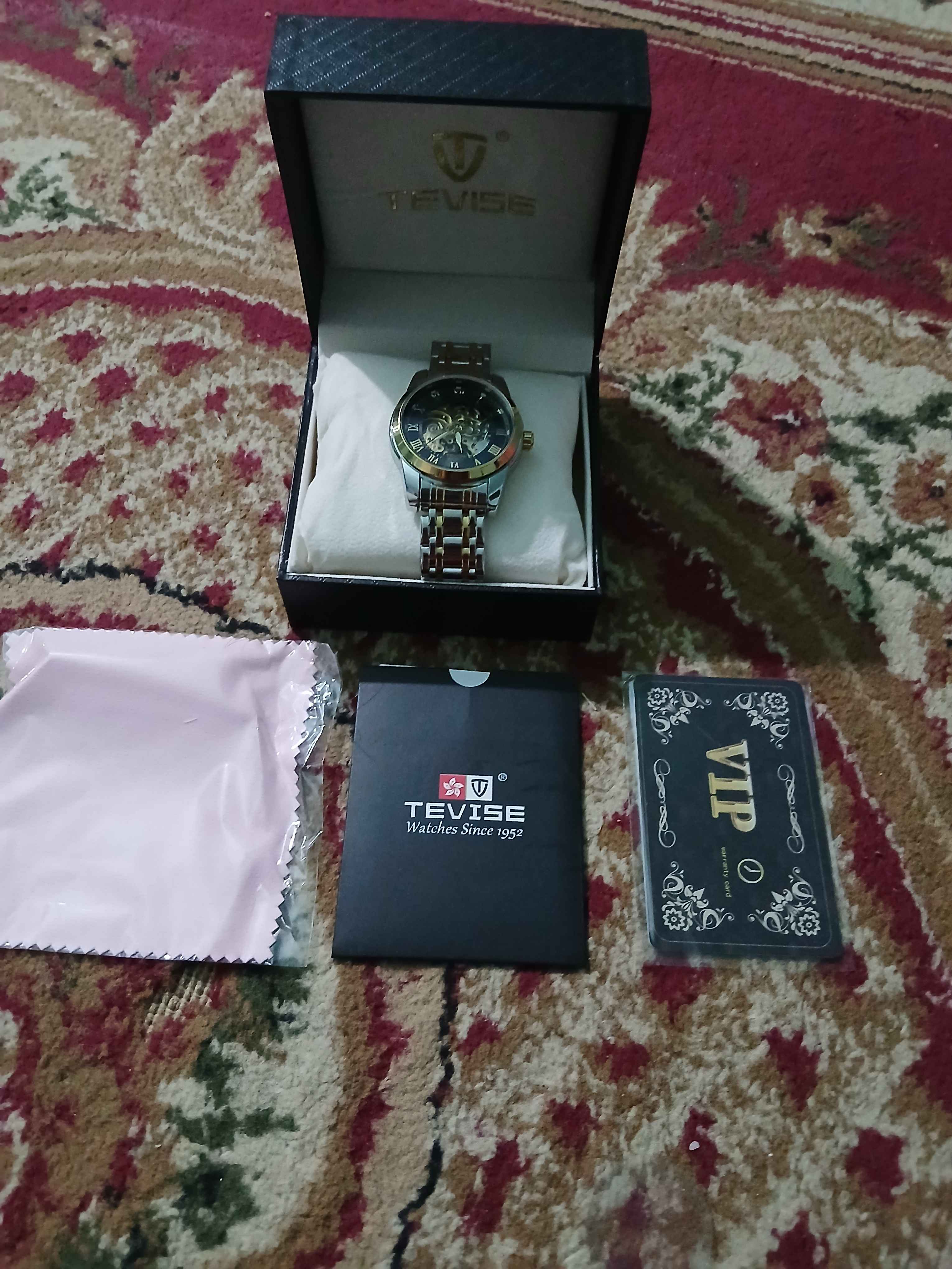 Viruslar holda keksa ayol porno Yalangoch qizlar jinsiy aloqa Minsk