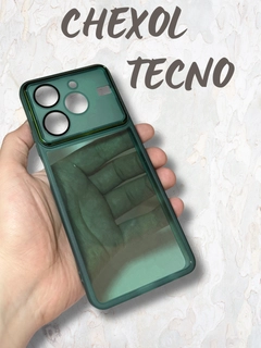Тёмно-зелёный